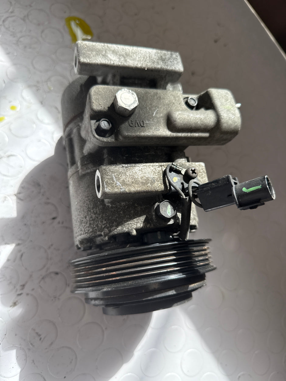 Air conditioning compressor 1.4 petrol Hyundai i10 2016