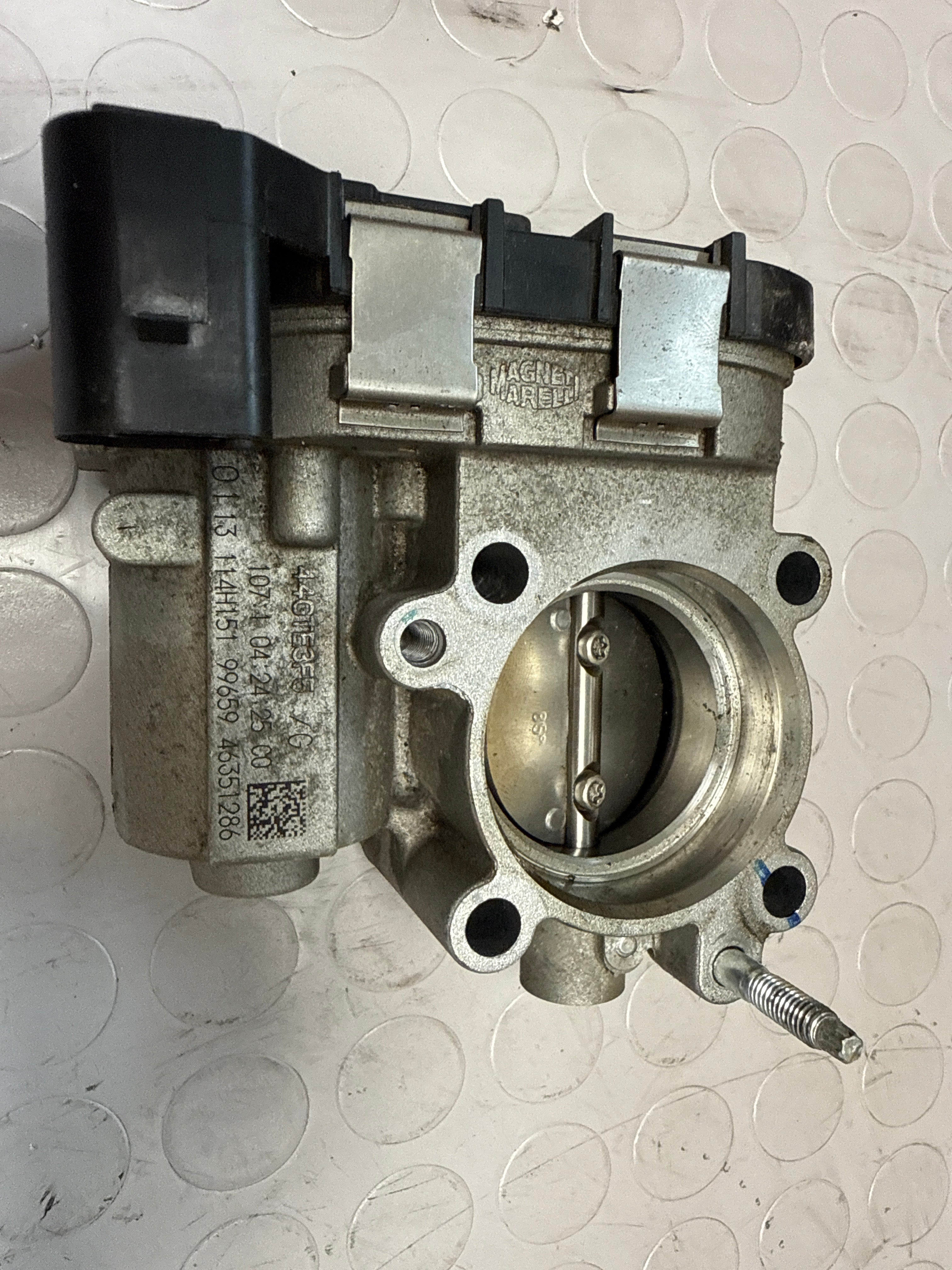 Corps de papillon EGR 500X 1.0 benz 4638672