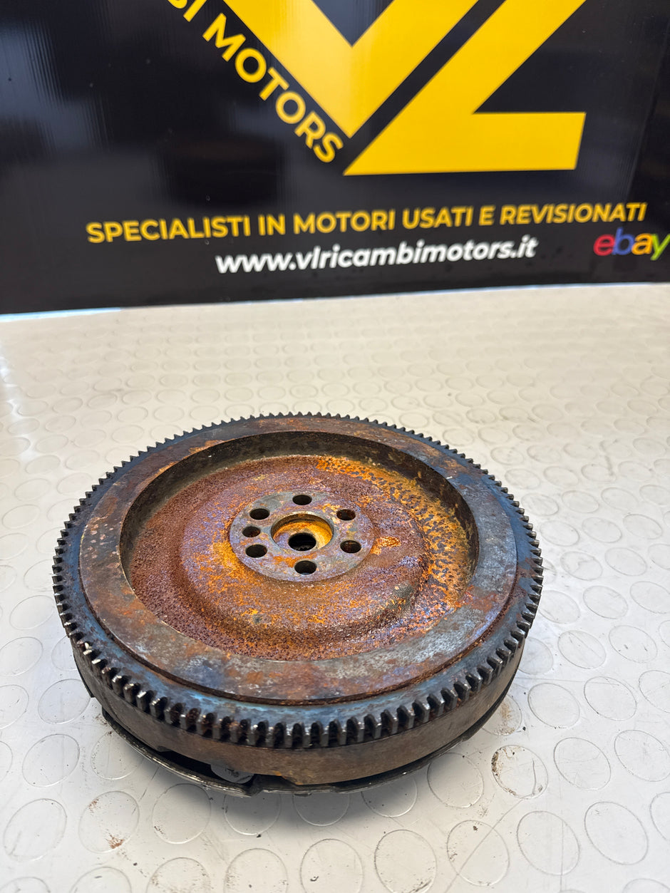 FLYWHEEL AND CLUTCH KIT HYUNDAI I30 1.4 PETROL FROM 2007 TO 2012 (41300-23136)