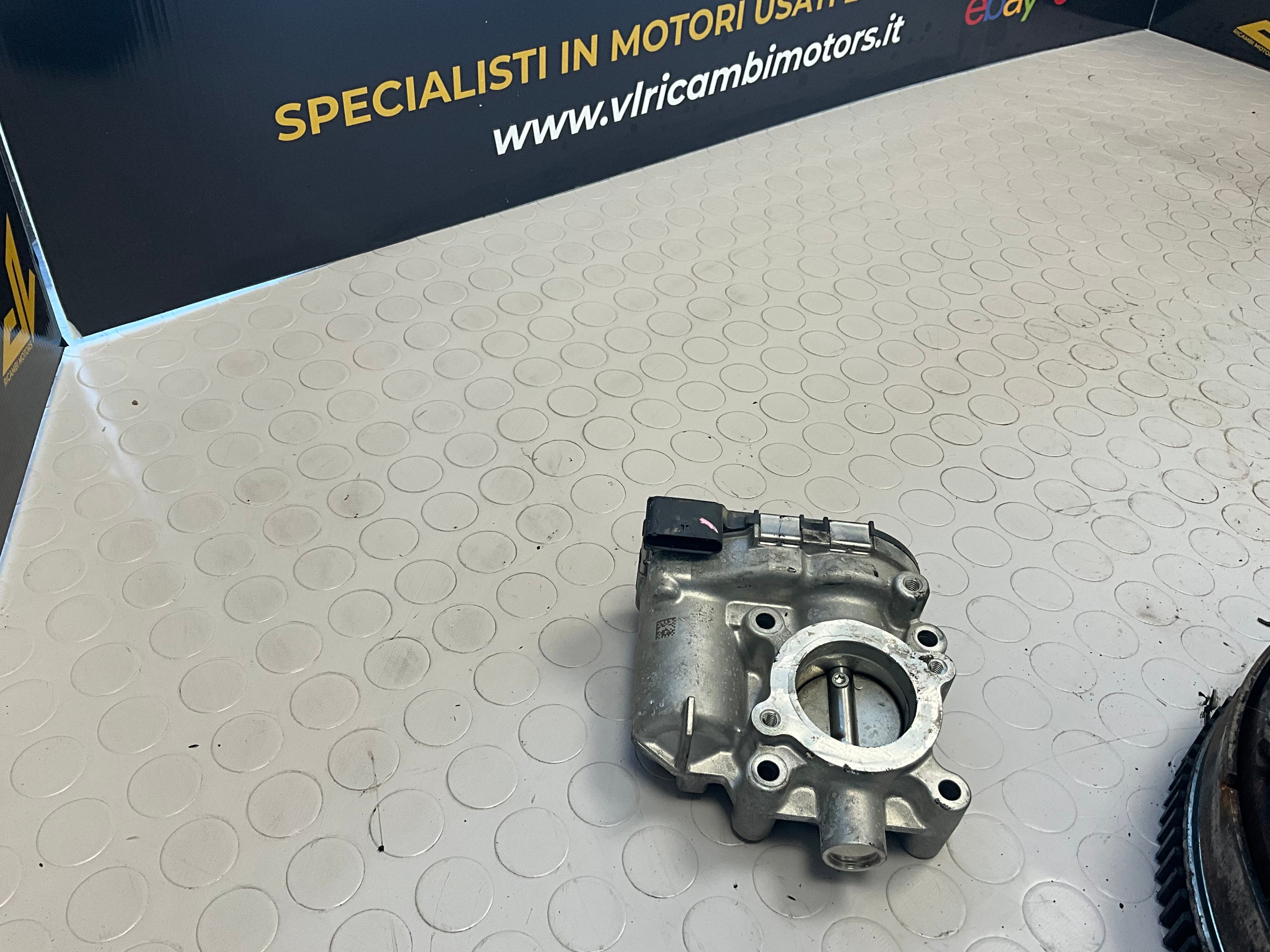 BOÎTIER DE PAPILLON Nissan Quashqai A2821410200 161203209R Benz