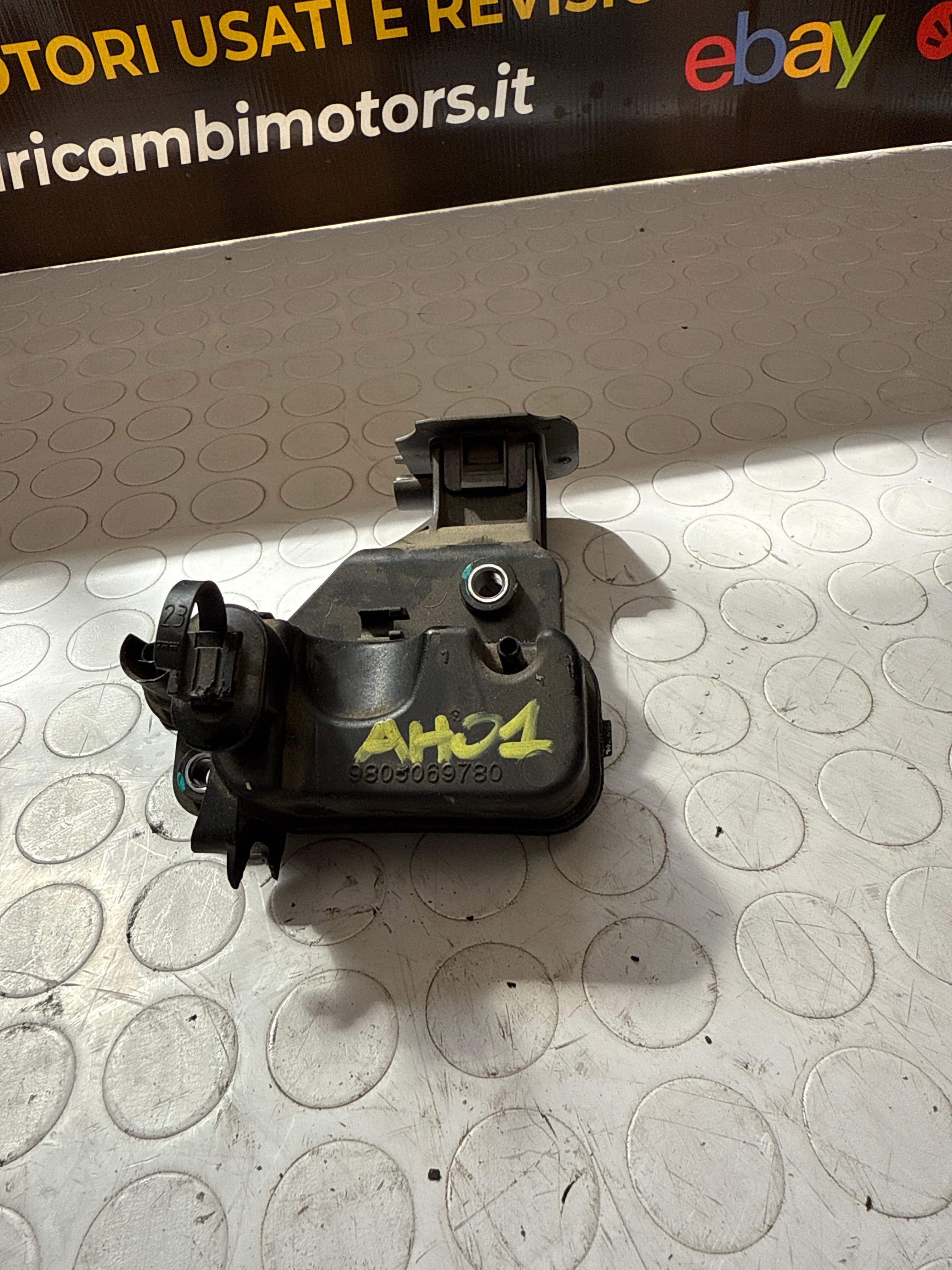 Valvola vuoto serbatoio Peugeot 2.0 Hdi 9805069780