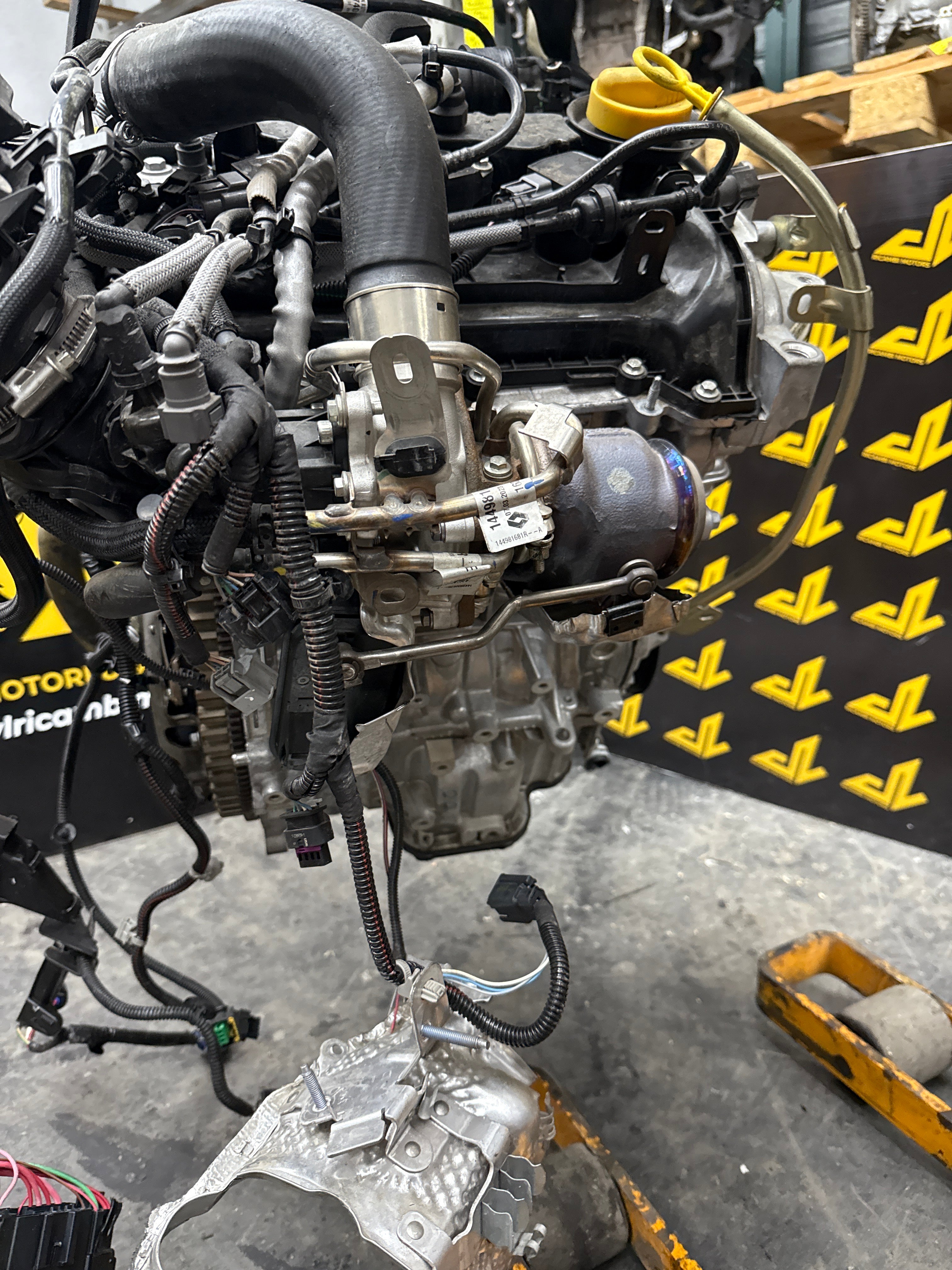 Dacia Renault Duster 1.0 petrol engine H4D F480