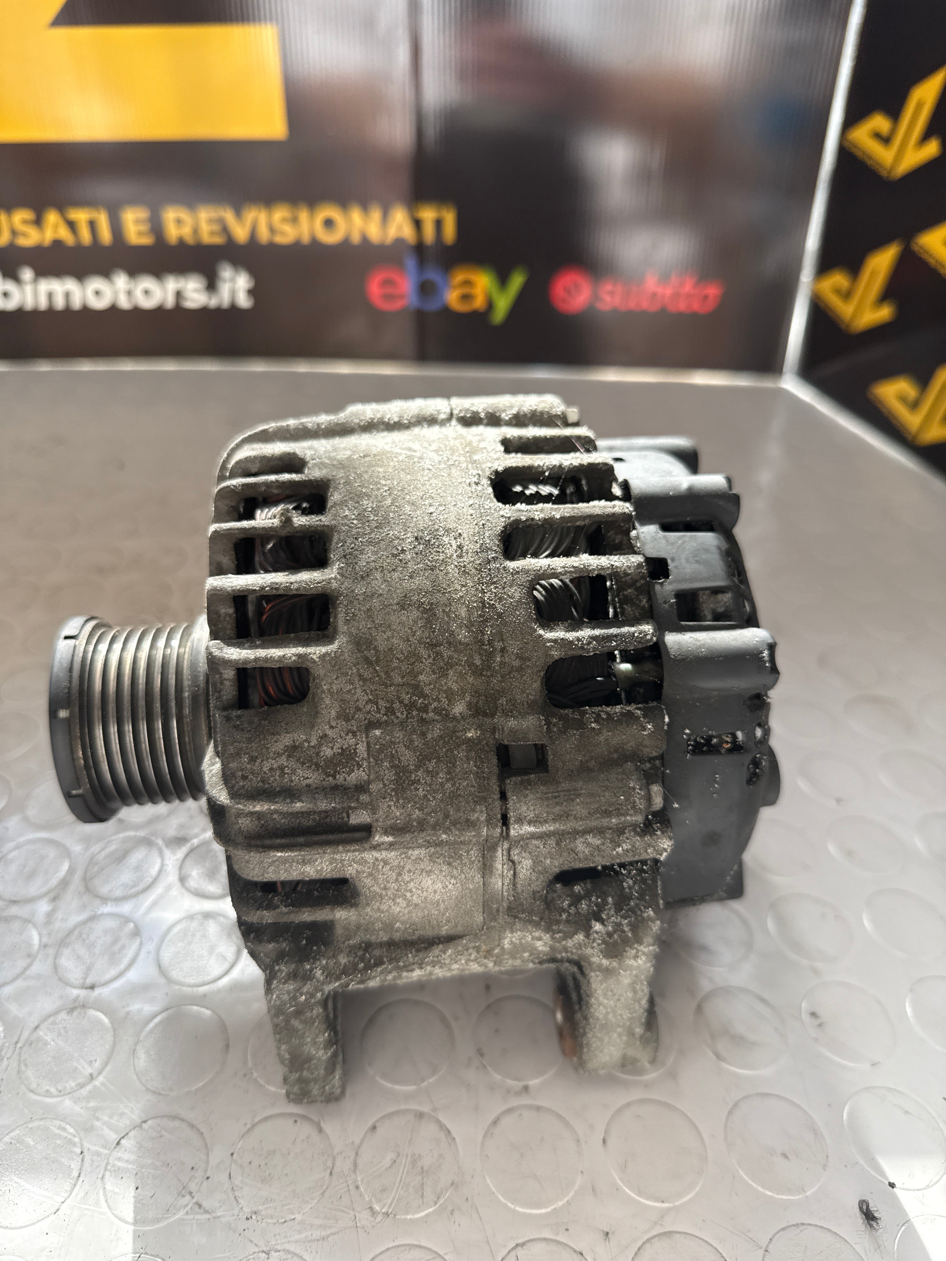 Alternateur Renault Trafic II (X83) 2010 8200404459G Diesel 85 kW SIG55093