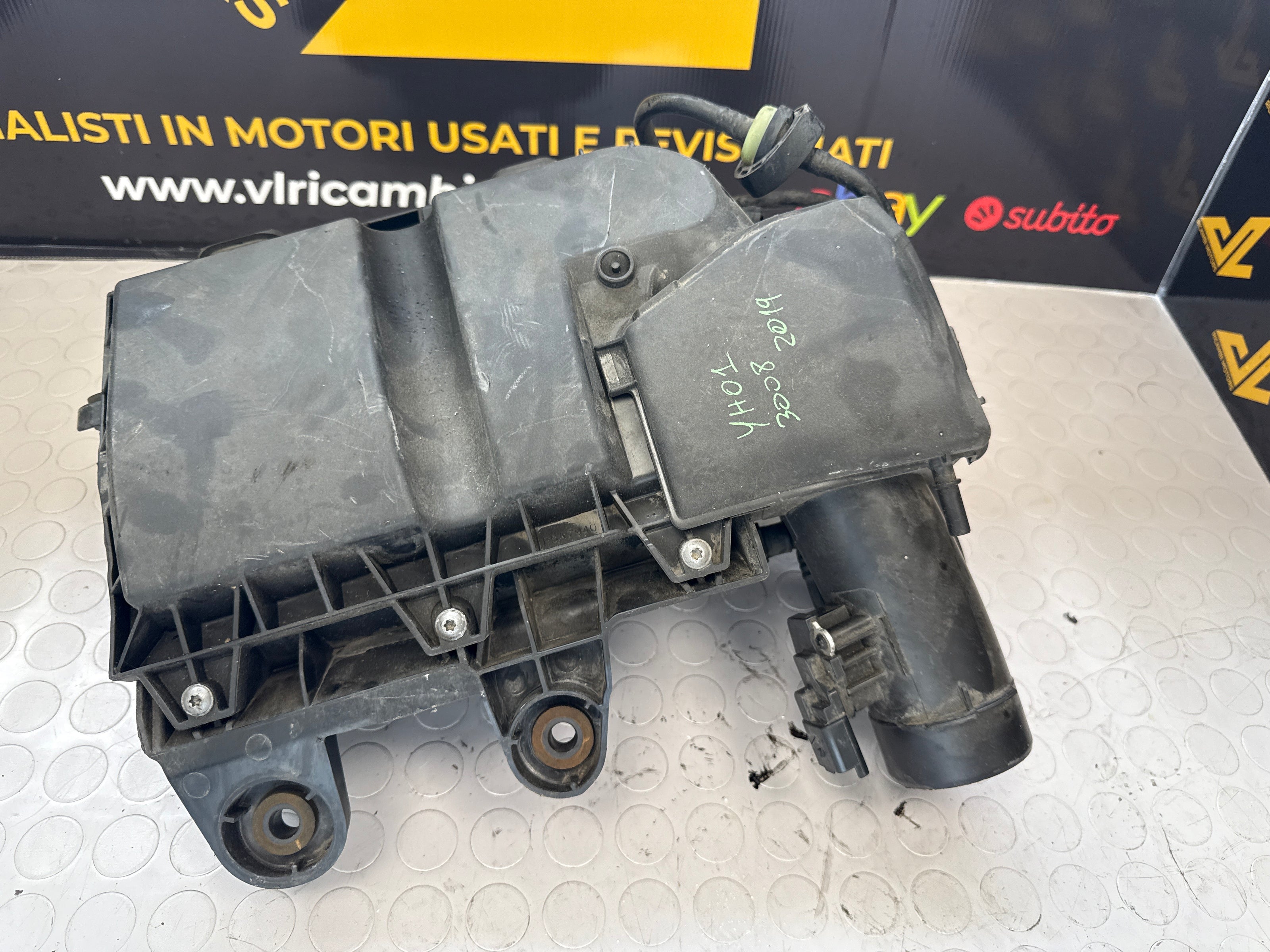 Air filter box Peugeot Citroen c3 1.5/16cc 9828002080