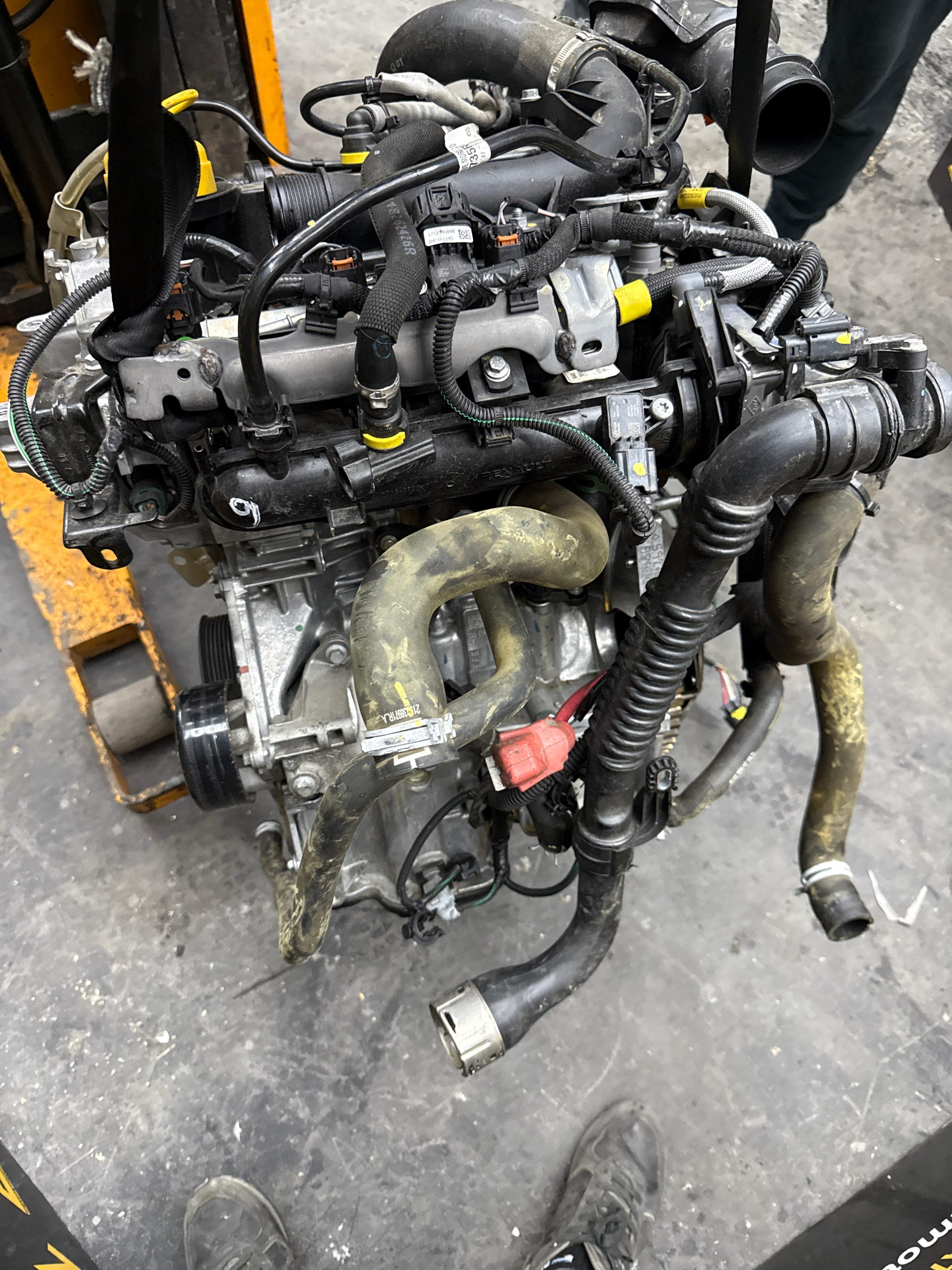 Dacia Renault Duster 1.0 petrol engine H4D F480