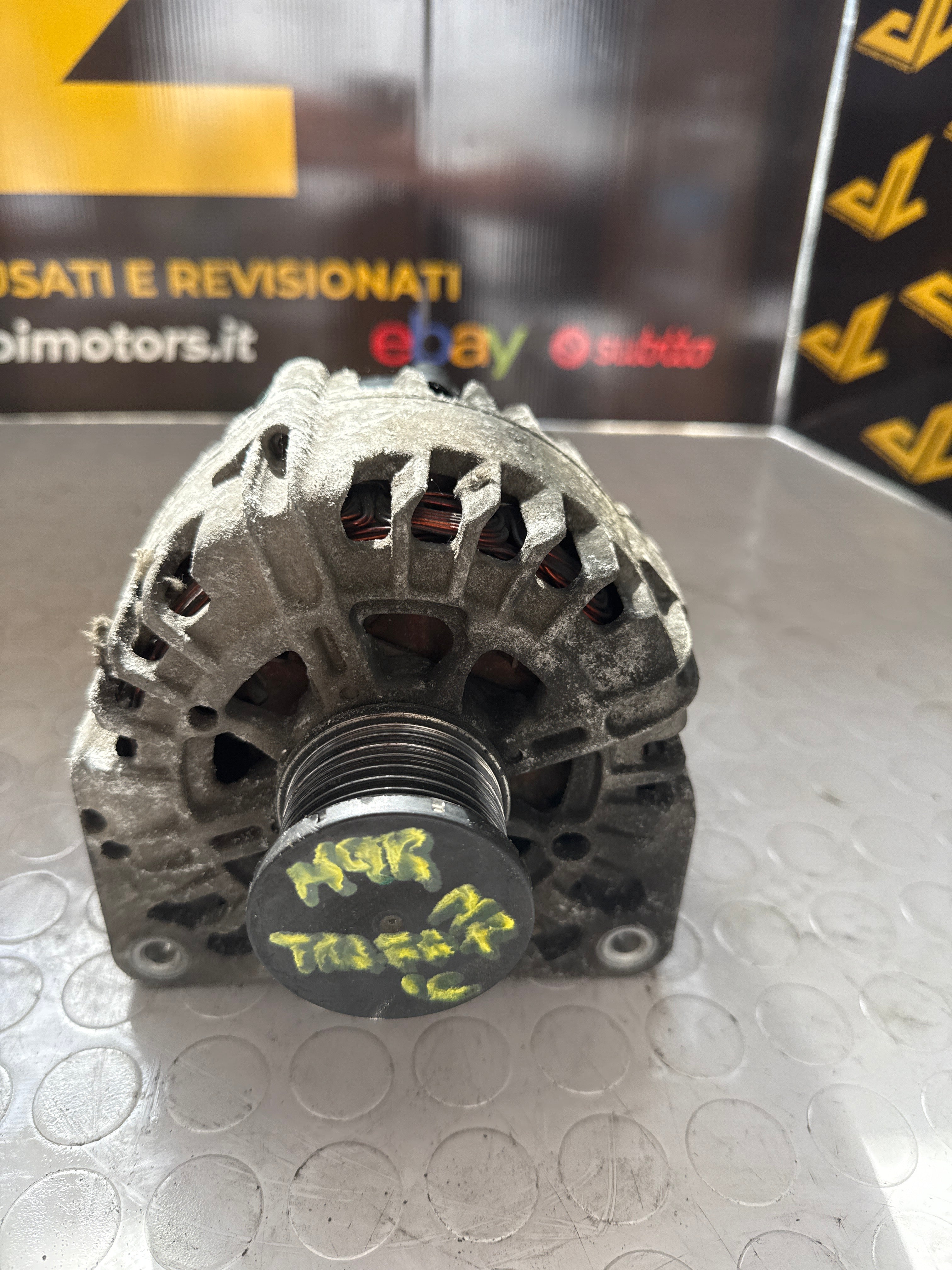 Alternateur Renault Trafic II (X83) 2010 8200404459G Diesel 85 kW SIG55093