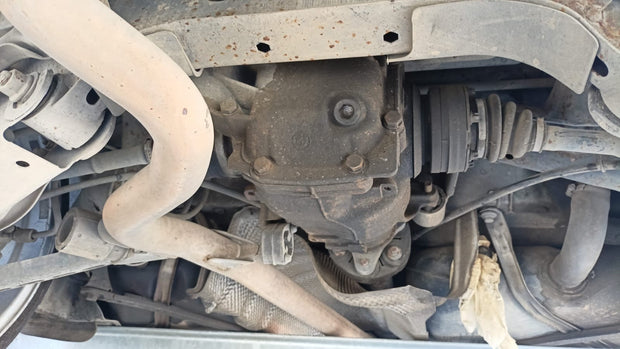 Differenziale posteriore bmw 320 completo di ammortizzatori