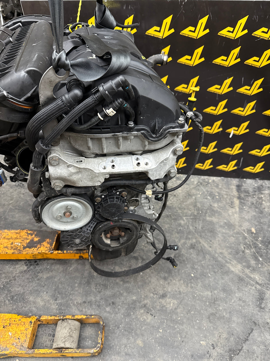Peugeot 208 ds 1.4 petrol 8FP engine