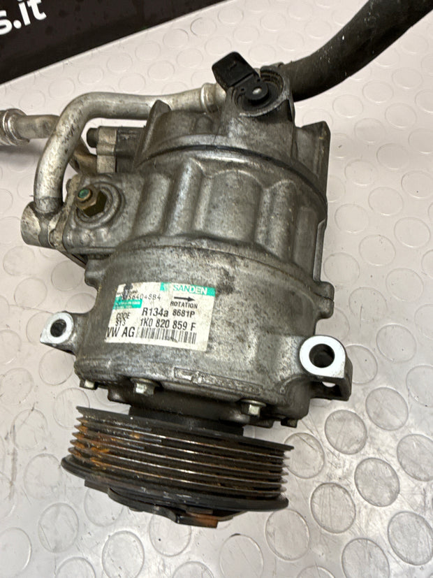 Compresseur de climatisation Volkswagen Golf 5 1K0 820 859 F