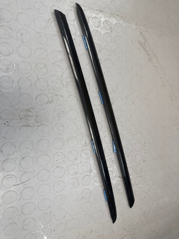 Asta decorativa originale Mercedes-Benz W117 CLA finestrino posteriore destro  sinistro A1186730400