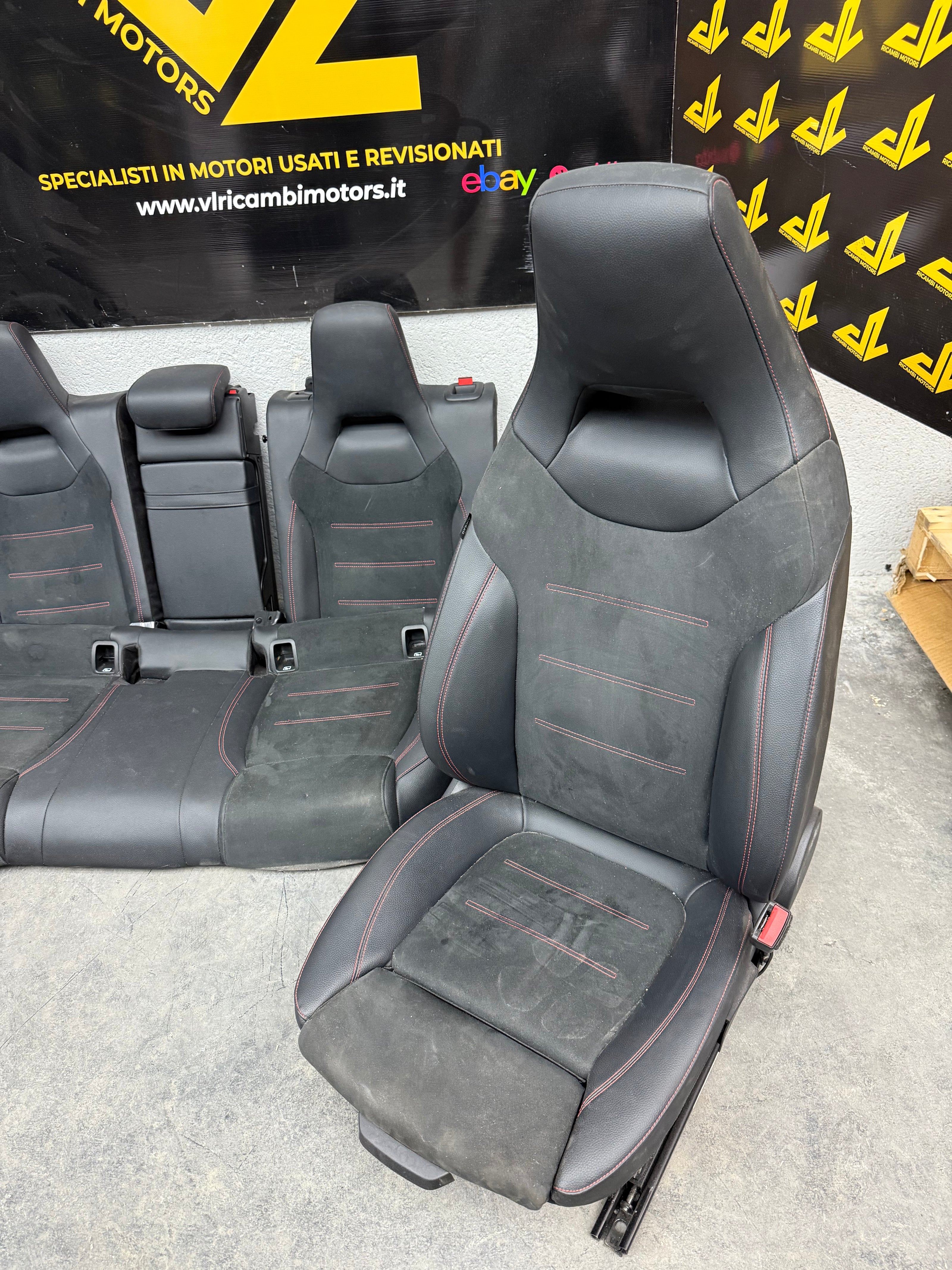 Tappezzeria completa mercedes-benz cla amg 35 2022
