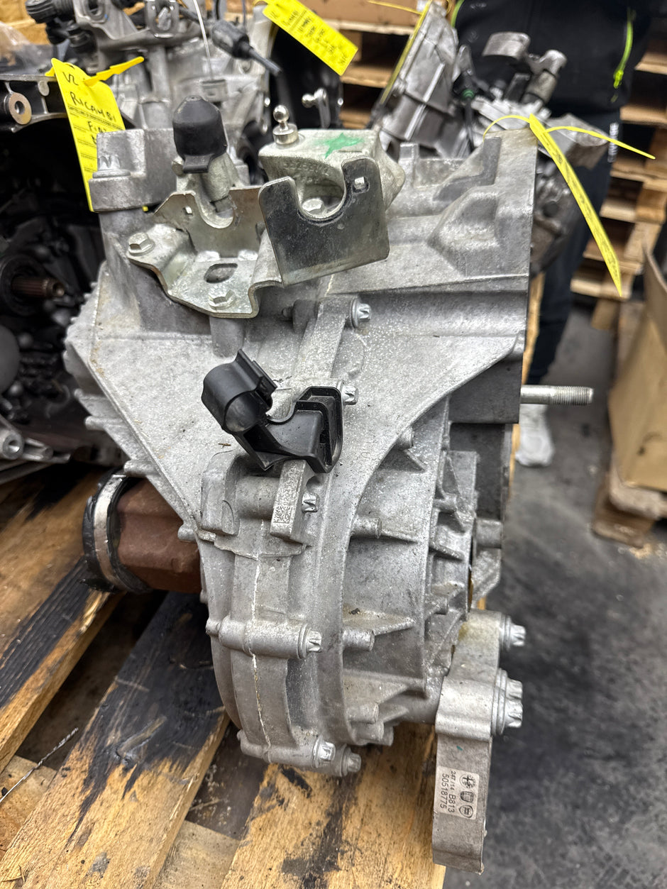 Manual transmission Fiat 1.4 petrol 2018 series 55220248 engine code 940b7000