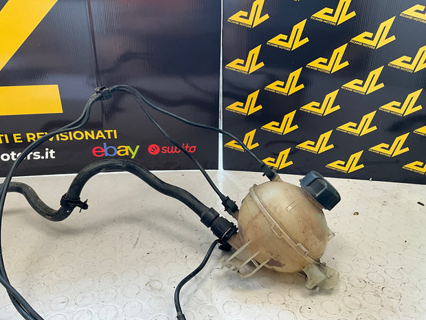 Radiator fluid reservoir for Peugeot 3008 yh01