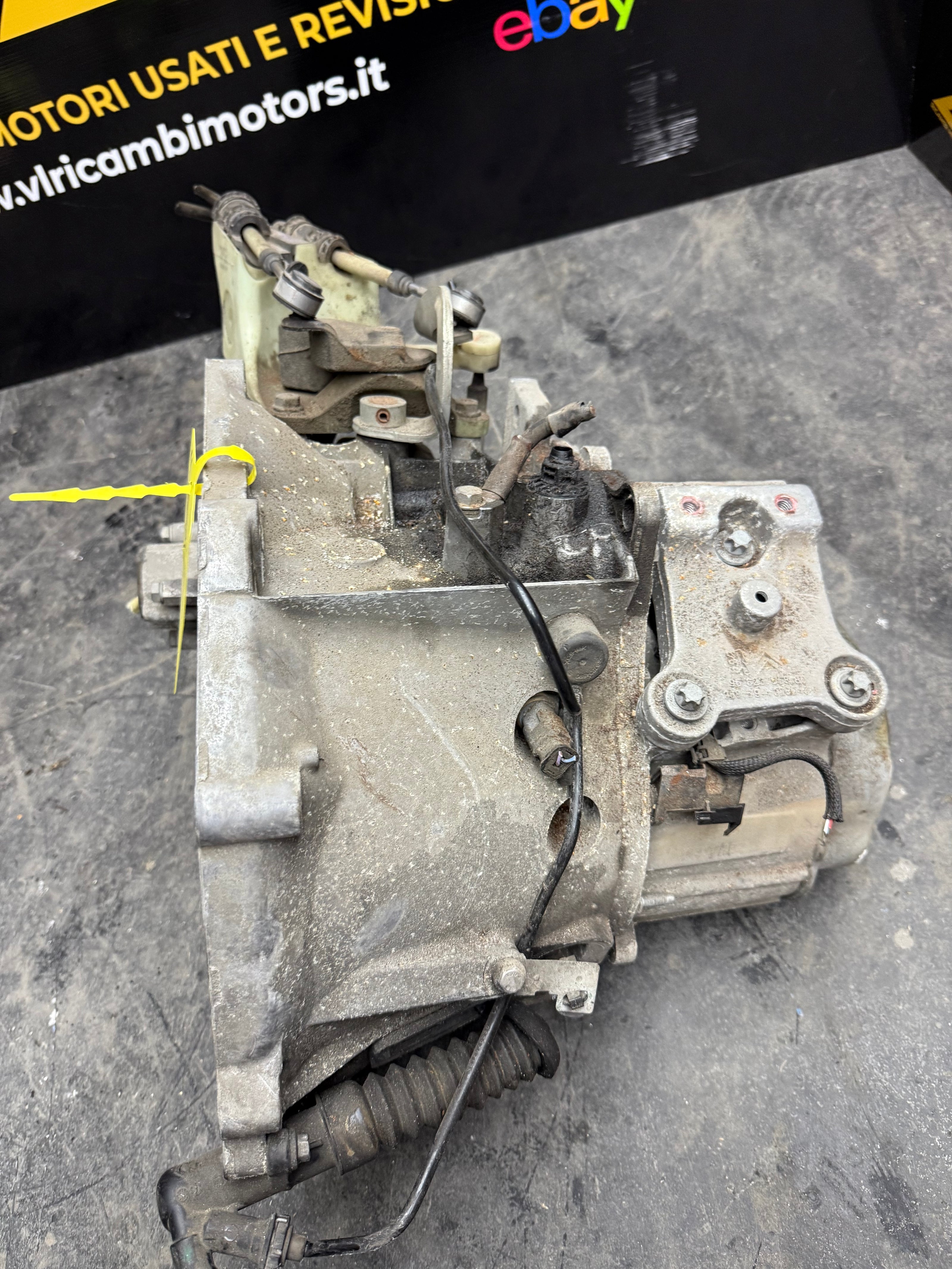 Peugeot Citroen 1.5 diesel 20ET69 yh01 manual transmission 