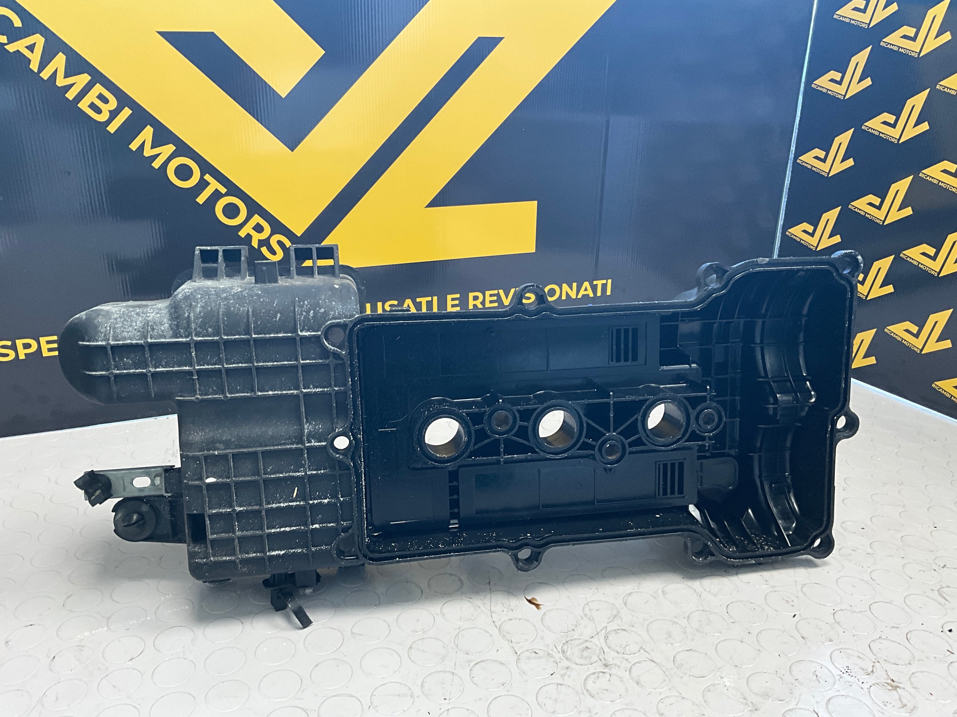 Cache-culbuteurs Hyundai i10 II BA 22400040XX 1.0 49 kW G3LA 234228