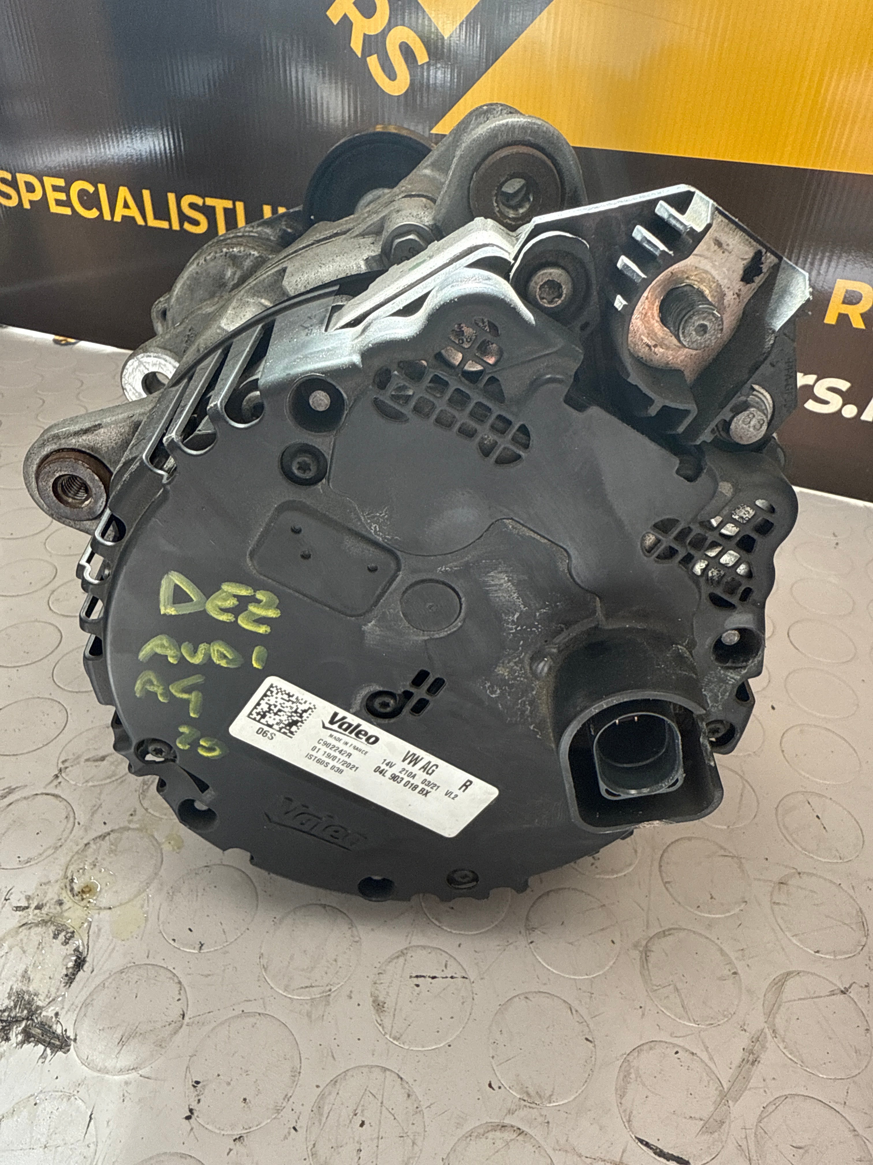 Compresseur de climatisation Audi A4 A6 2.0 Cc Dez 2019 04L 903 018 BX