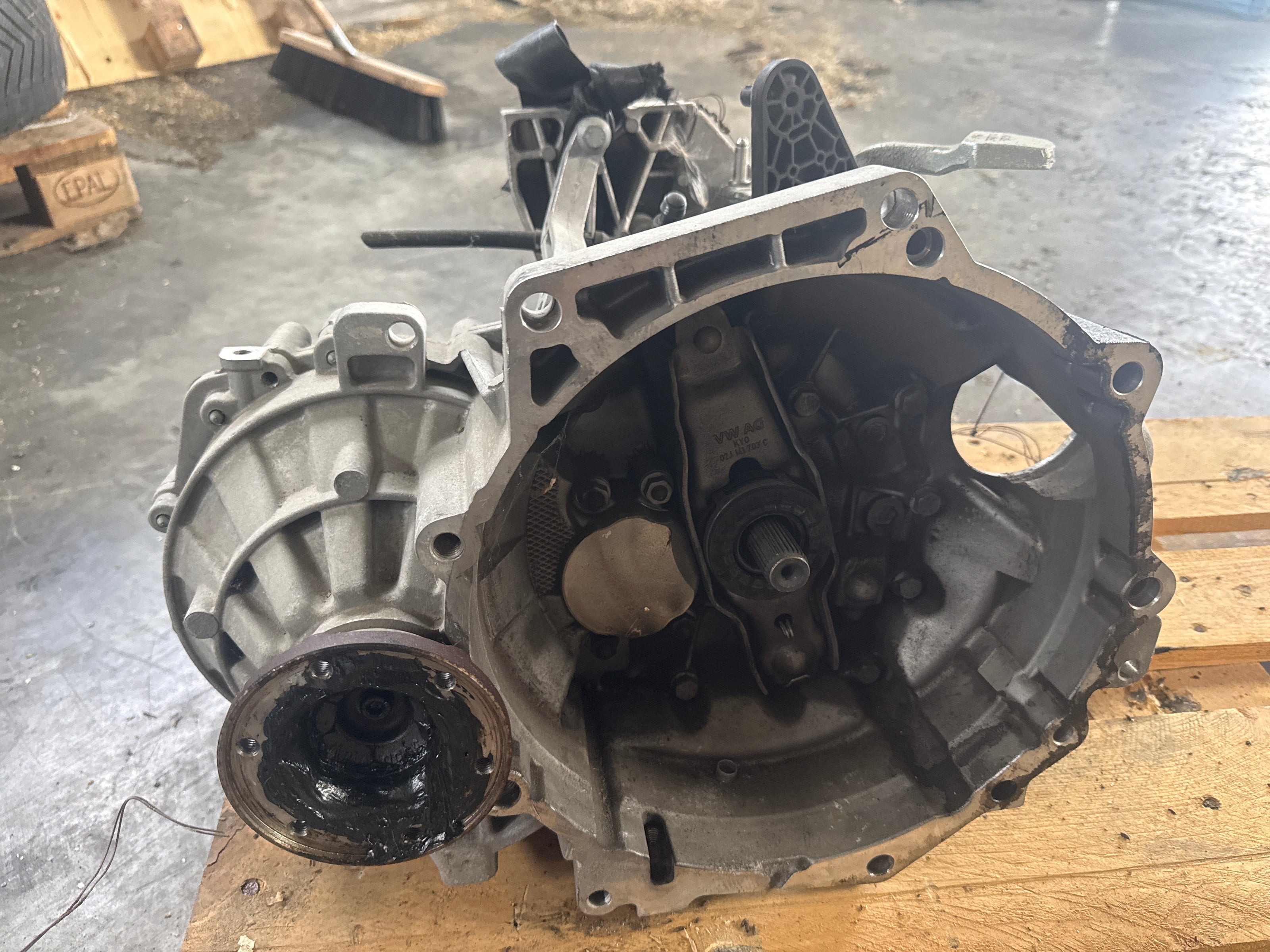 CAMBIO MANUALE 6M 6MARCE AUDI Q2 1.6TDI DIESEL 85KW 16-] TJZ DGT