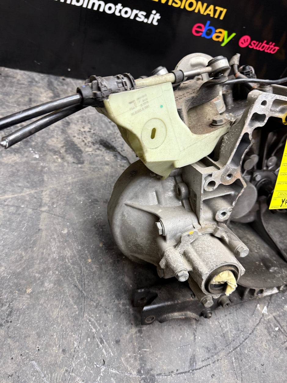 Peugeot Citroen 1.5 diesel 20ET69 yh01 manual transmission 
