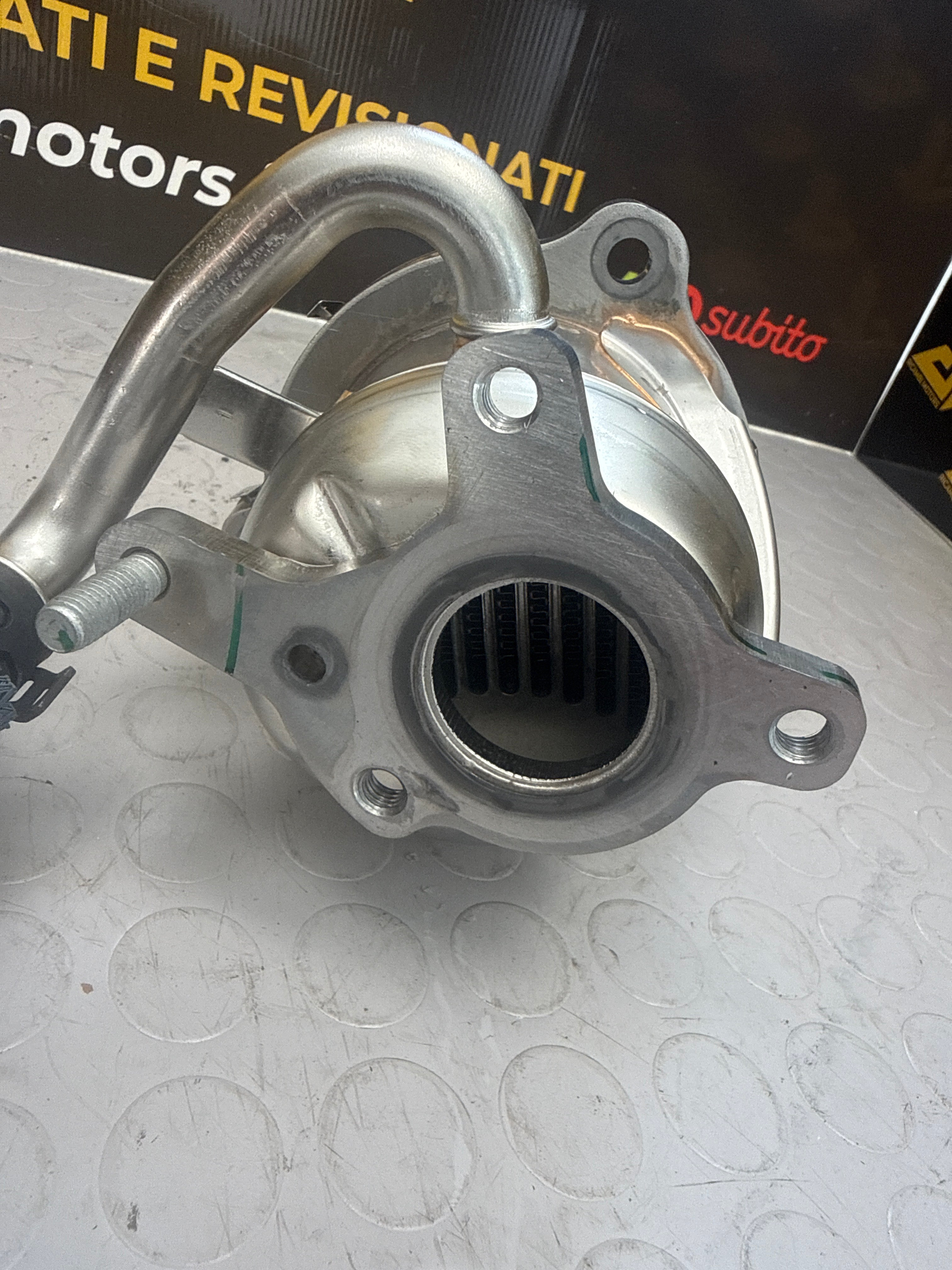 Radiatore RENAULT TRAFIC III Furgon FG AGR 147358452R 2.00 Diesel 2023 37576961