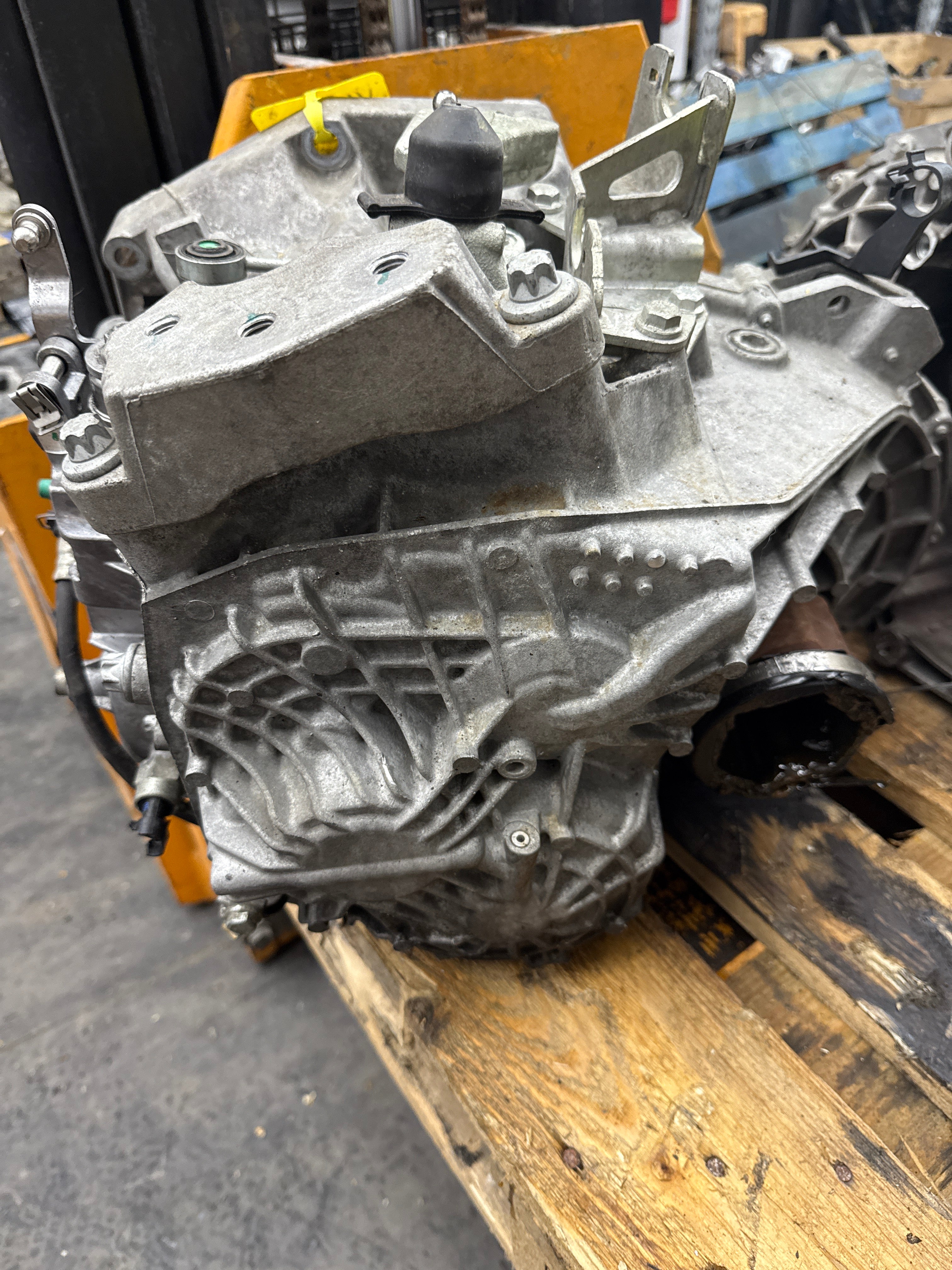 Manual transmission Fiat 1.4 petrol 2018 series 55220248 engine code 940b7000
