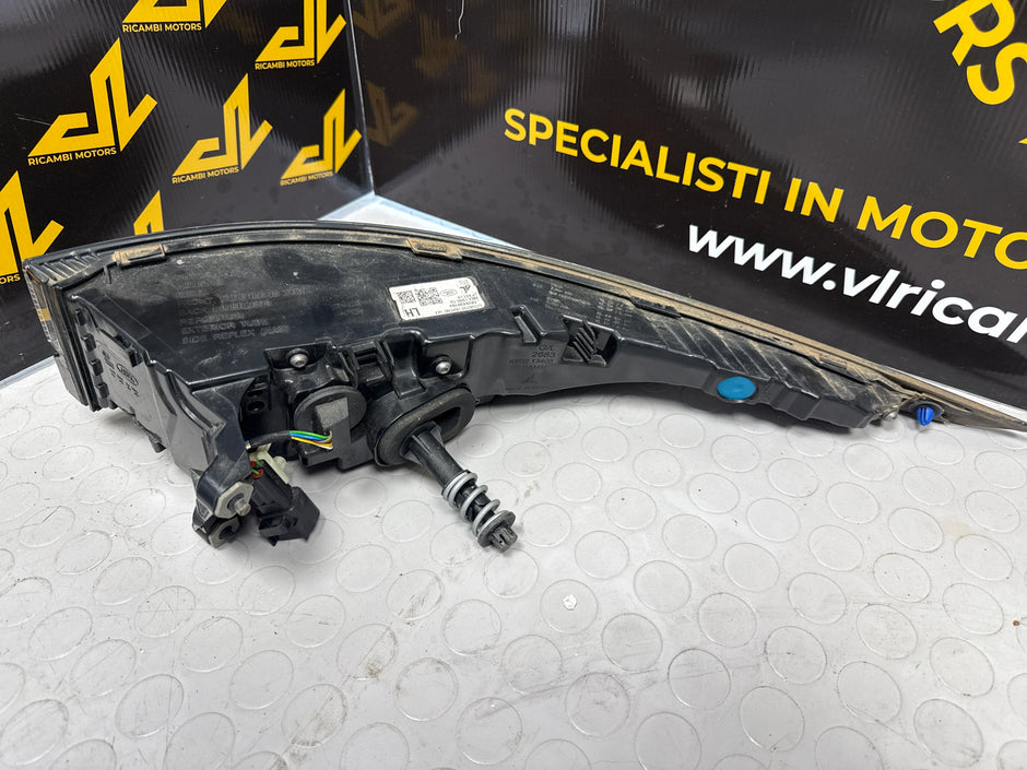 Fanale stop LED posteriore sx Range Rover Evoque 2020 k8d213405 originale