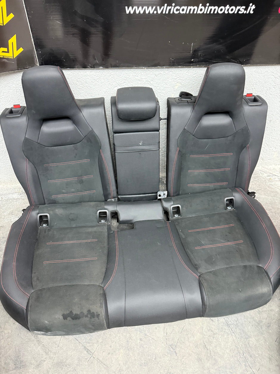Tappezzeria completa mercedes-benz cla amg 35 2022