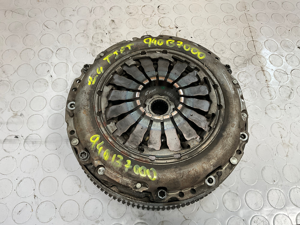 Kit volano e frizione fiat 500l 2019 1.4 benzina 940b7000