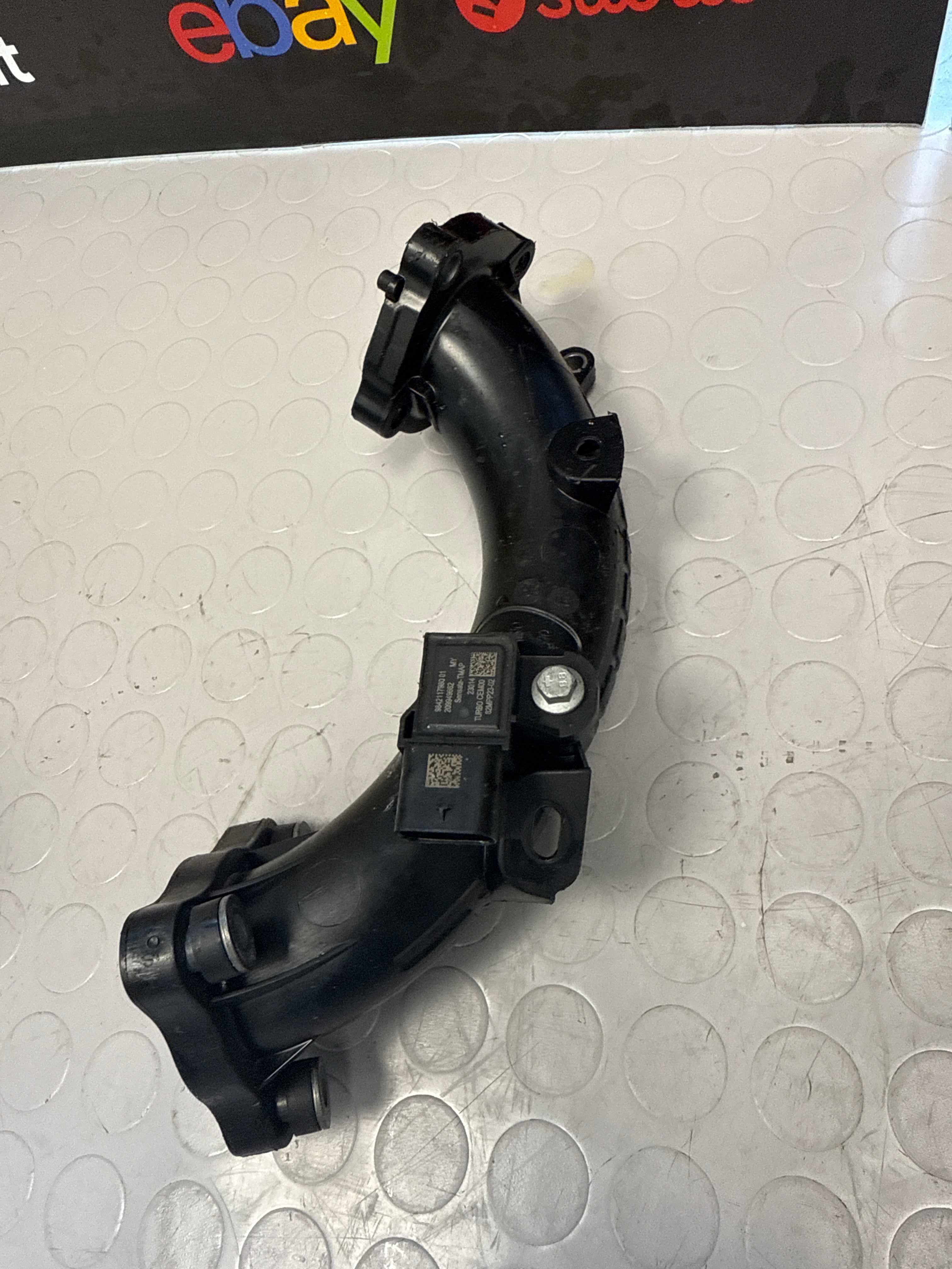Tuyau d'échangeur pour Peugeot 3008 Série 9813294880 Diesel 1.5 (16>)