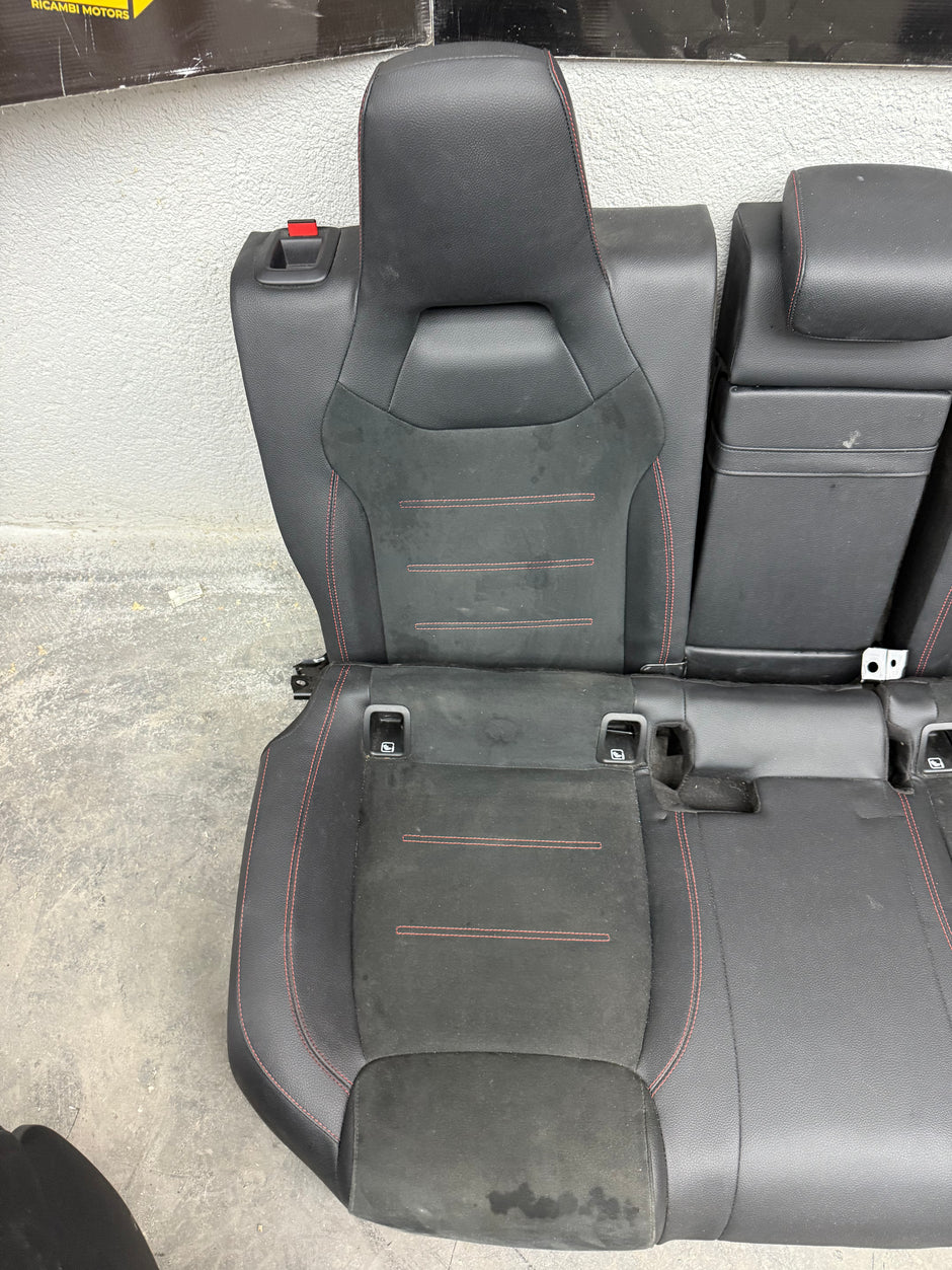 Tappezzeria completa mercedes-benz cla amg 35 2022