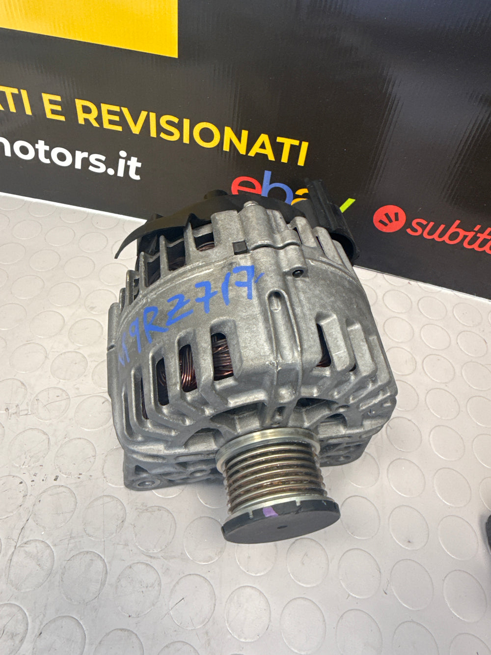 Renault Trafic III IV 2.0 DCI 2021 2022- 231008648R Alternatore 231008648R