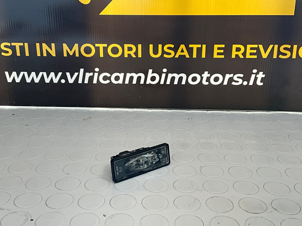 Éclairage de plaque d'immatriculation à LED pour Peugeot 3008 308 508 207 Citroën C3 DS3 50R-19339 E2