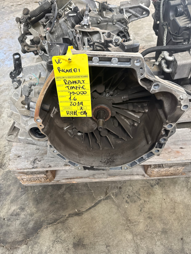 Cambio manuale Renault Traffic pk4027 320107603r 1.6 diesel R9M