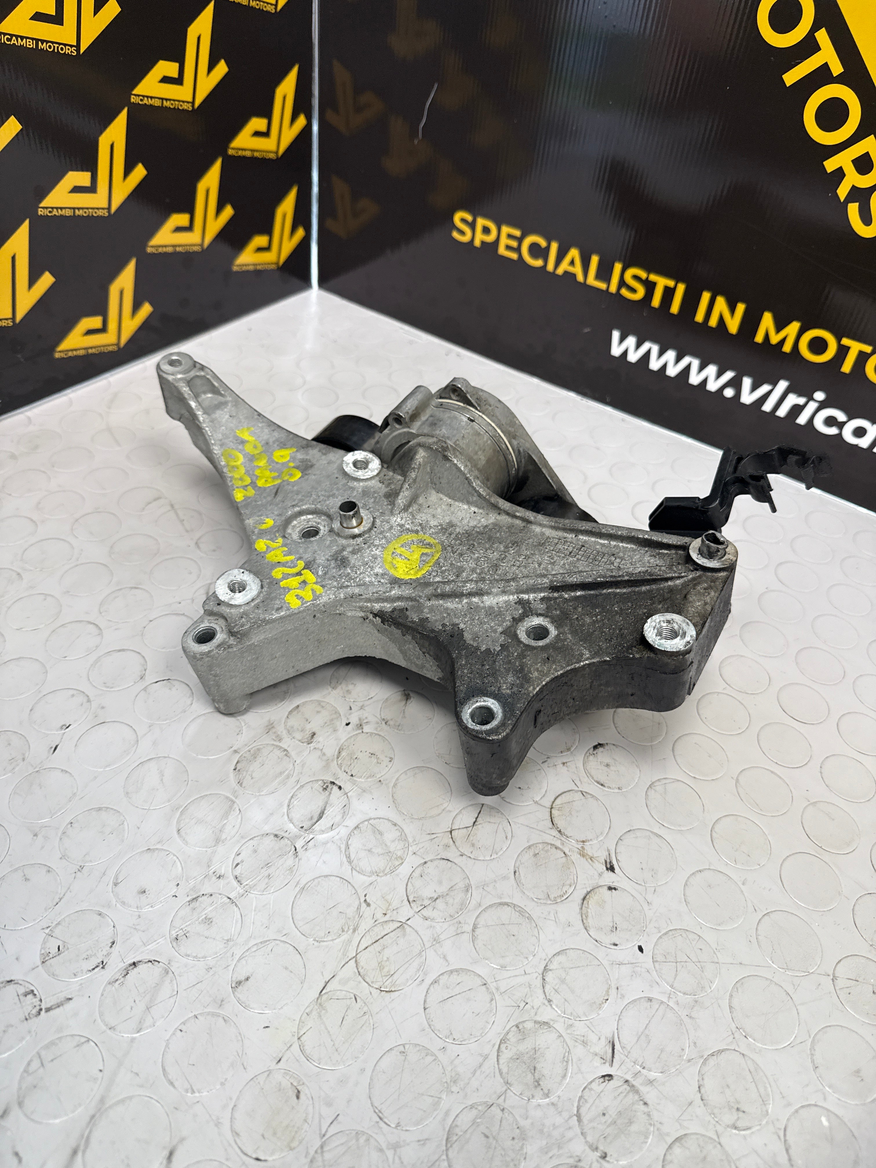 55225533 SUPPORTO ALTERNATORE/COMPRESSORE FIAT 500 (150) 900 TWINAIR 8V MAN 5M 8