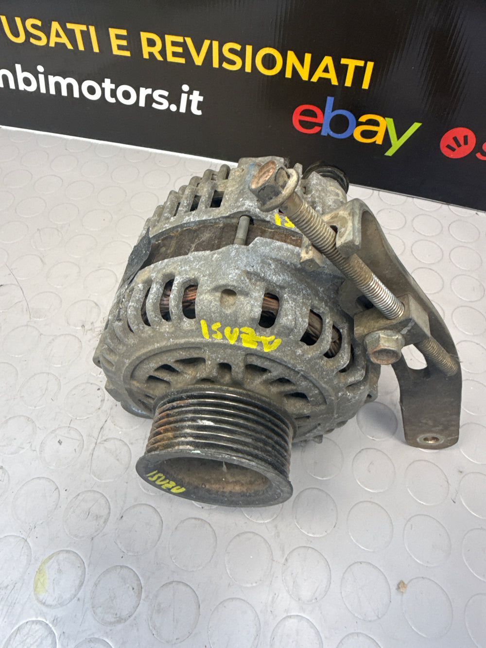 Alternatore per Isuzu Rodeo 3.0D 4JJ1-TC LR190-763 AUA318 898006-0840