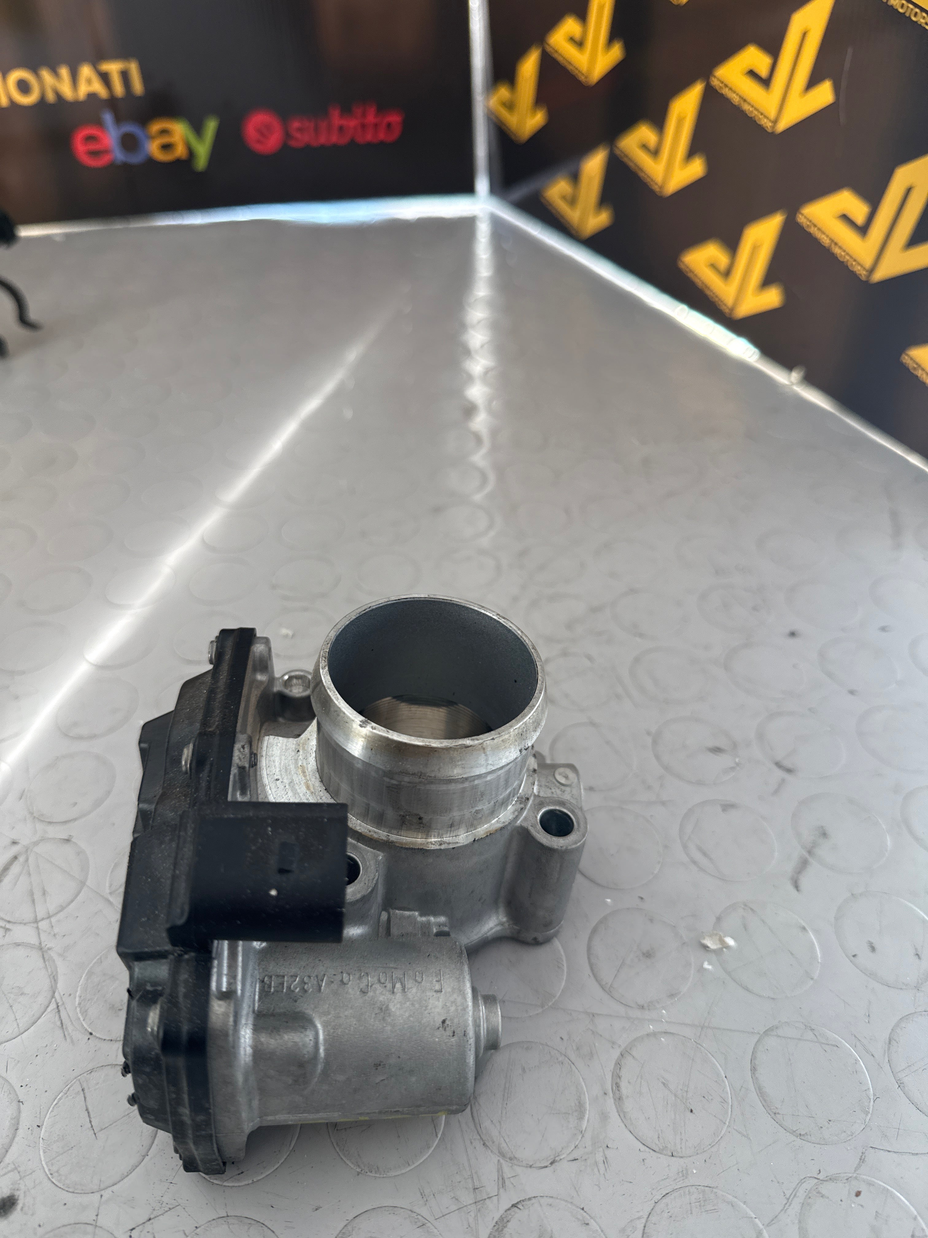 Corpo farfallato ford Ecosport 1.0 benzina 50989011