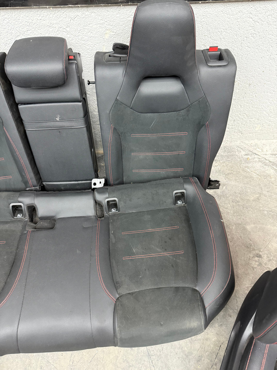 Tappezzeria completa mercedes-benz cla amg 35 2022