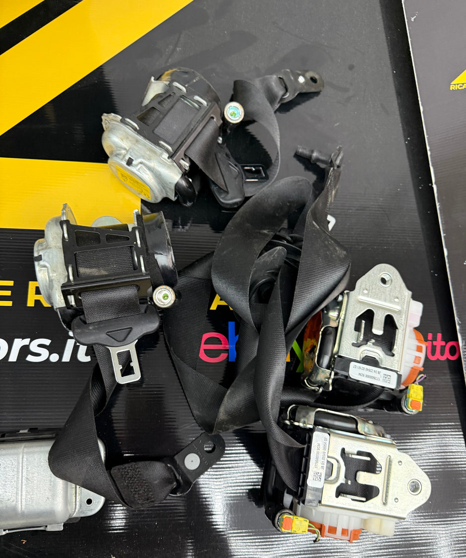 Musata completa di kit airbag mercedes CLA amg 35 2022 benzina