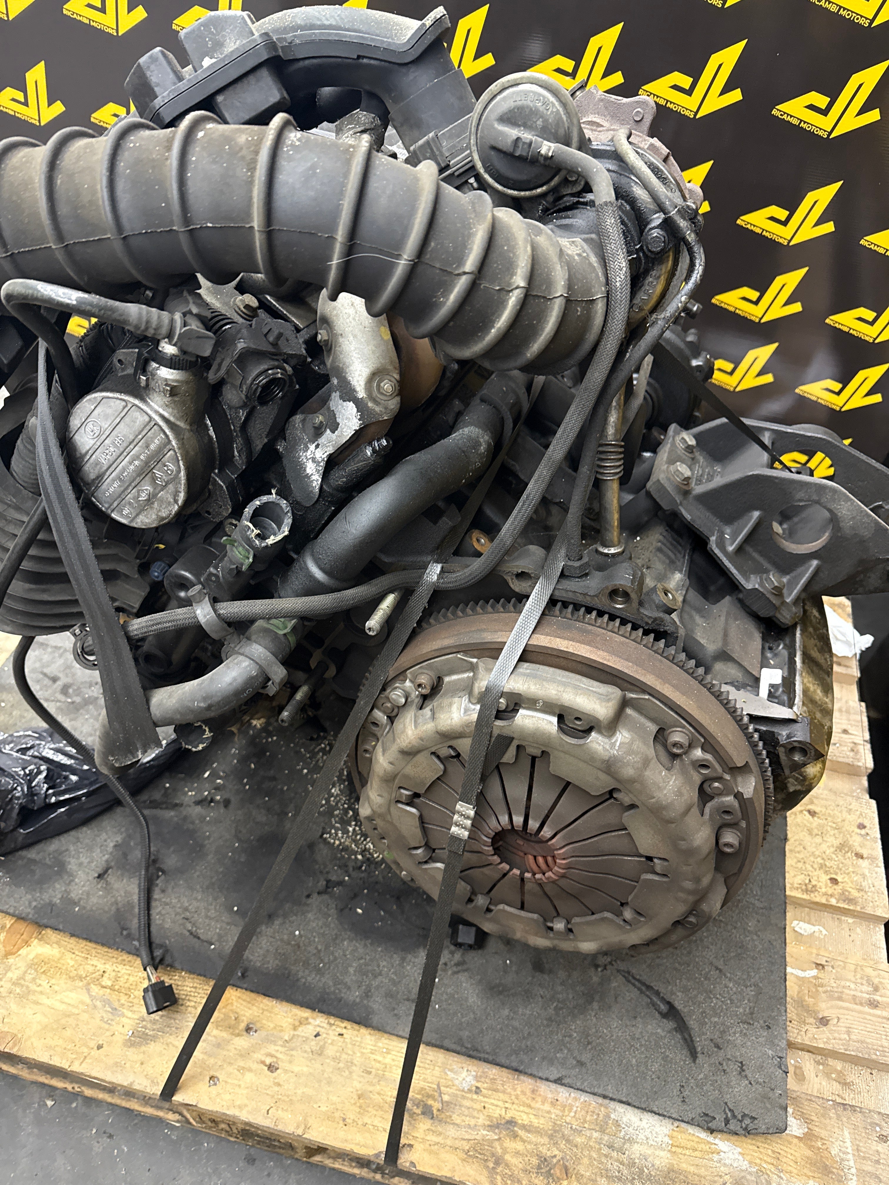 Motore Completo Renault Master 2.5 cc G9UA6