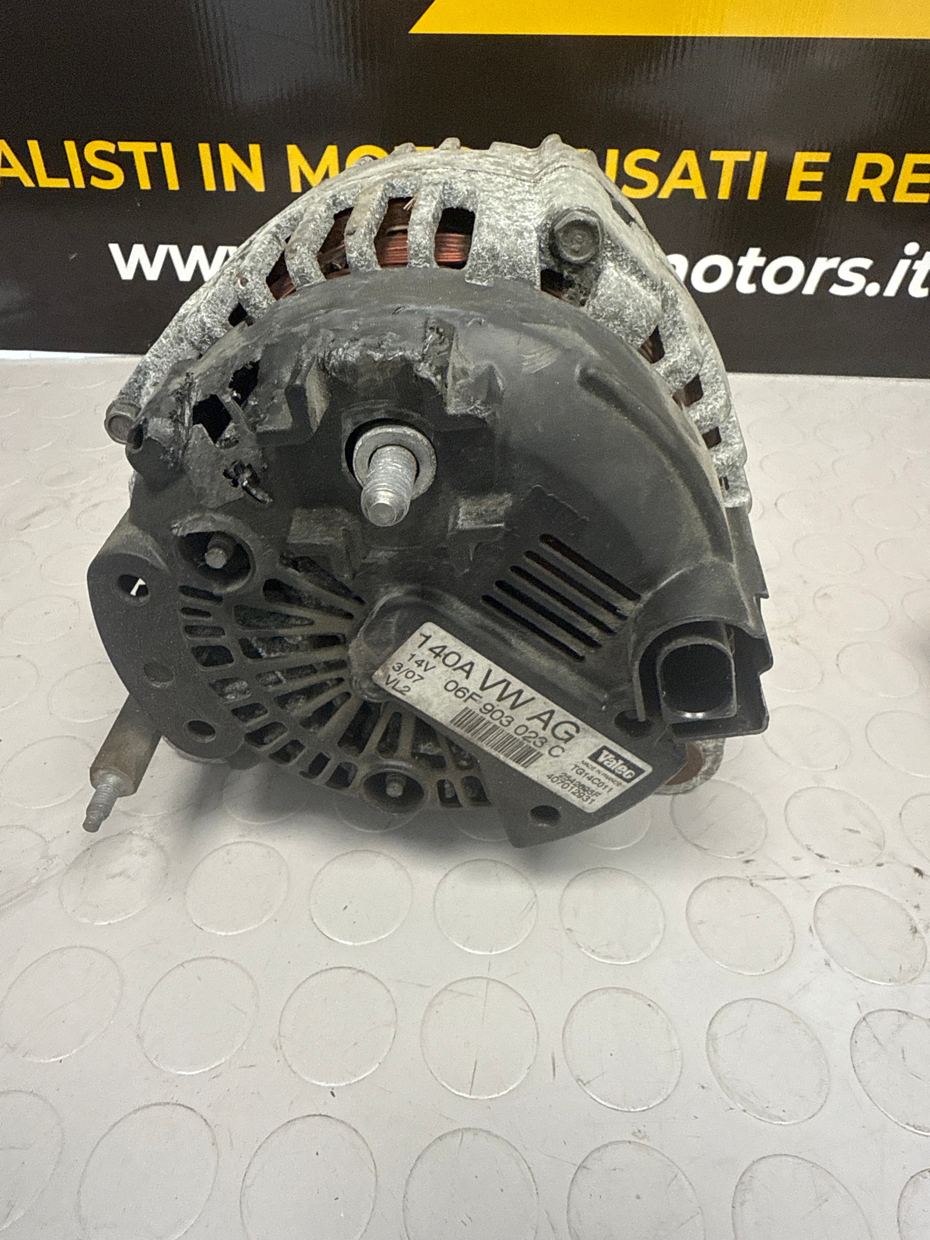 Alternatore VALEO TG14C011 VOLKSWAGEN GOLF 1K 1.9 TDI 06F903023C 2003 2009
