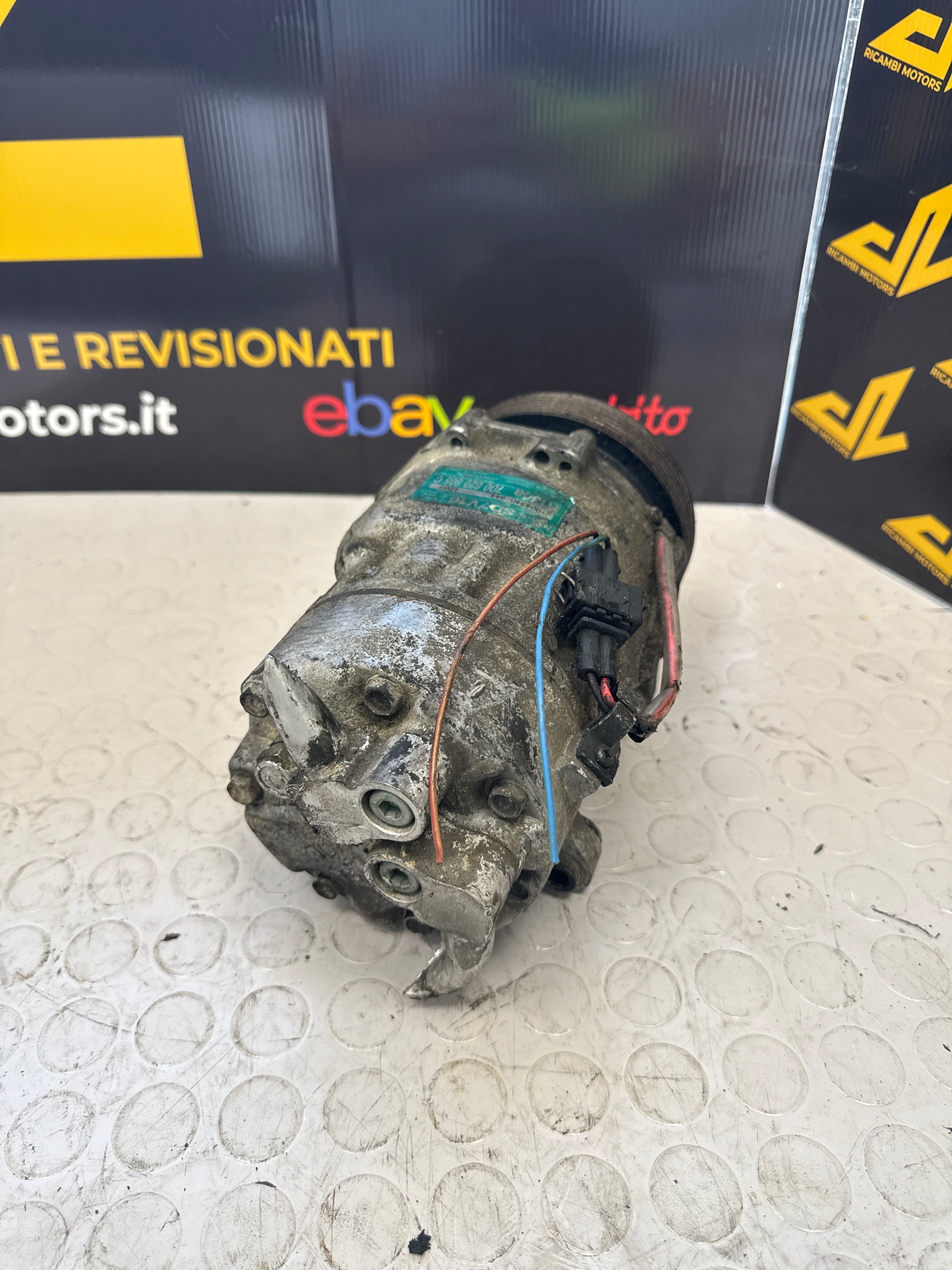 Pompe de compresseur de climatisation Volkswagen Transporter - Caravelle T4 1996 7