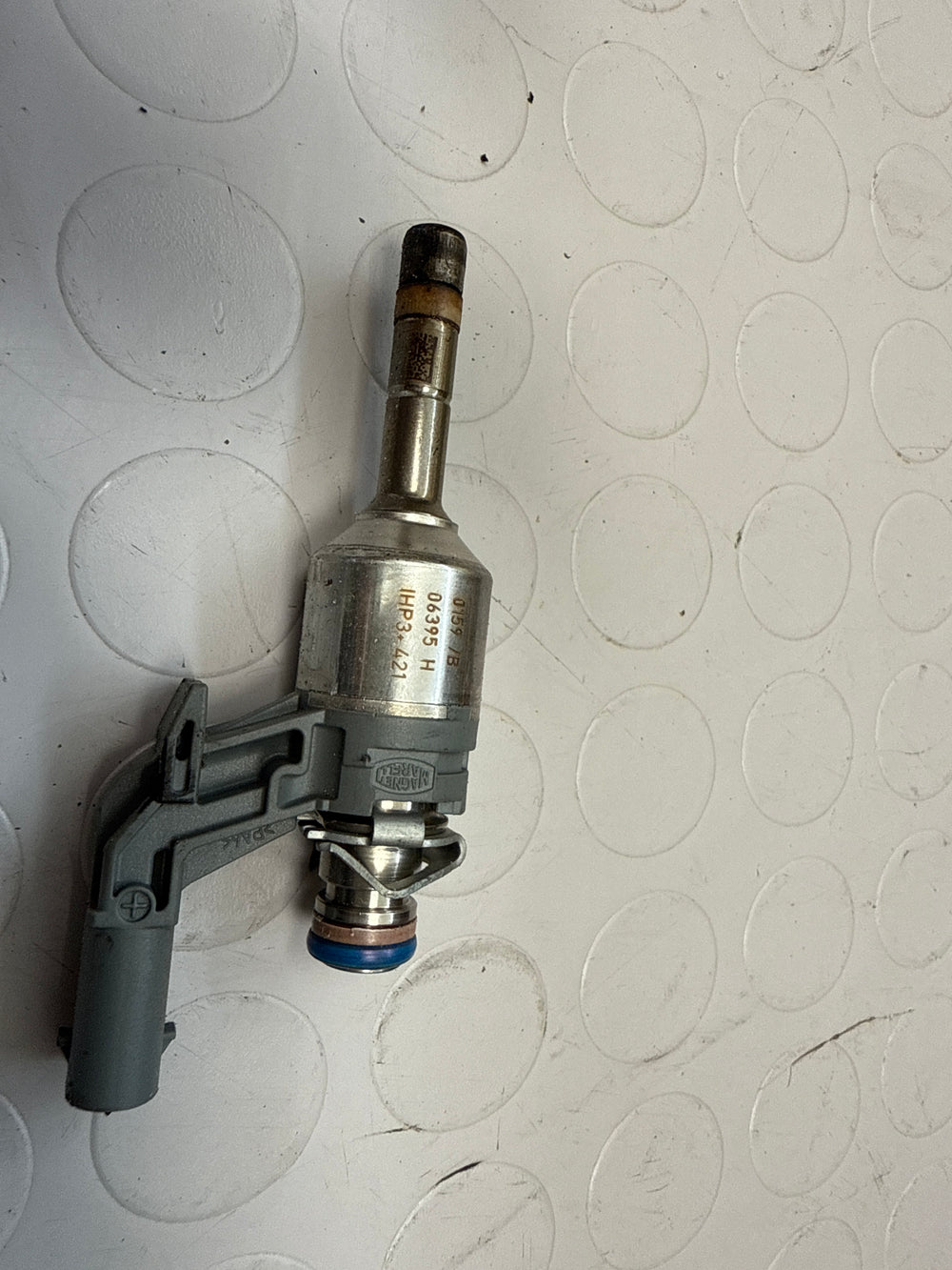 Iniettore Carburante per 500X Jeep Renegade 1.0 benz T3 sigla 55282151
