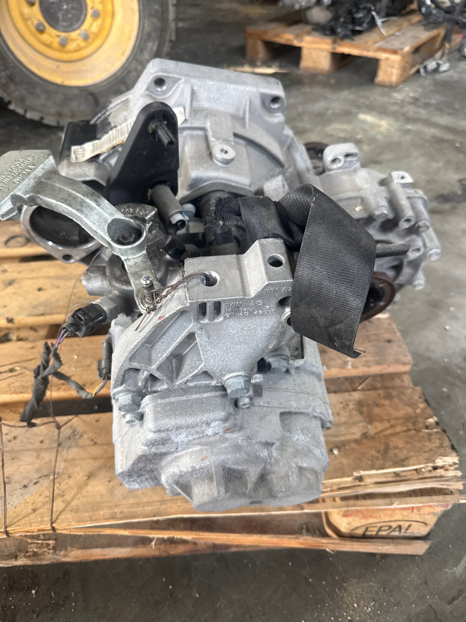 CAMBIO MANUALE 6M 6MARCE AUDI Q2 1.6TDI DIESEL 85KW 16-] TJZ DGT