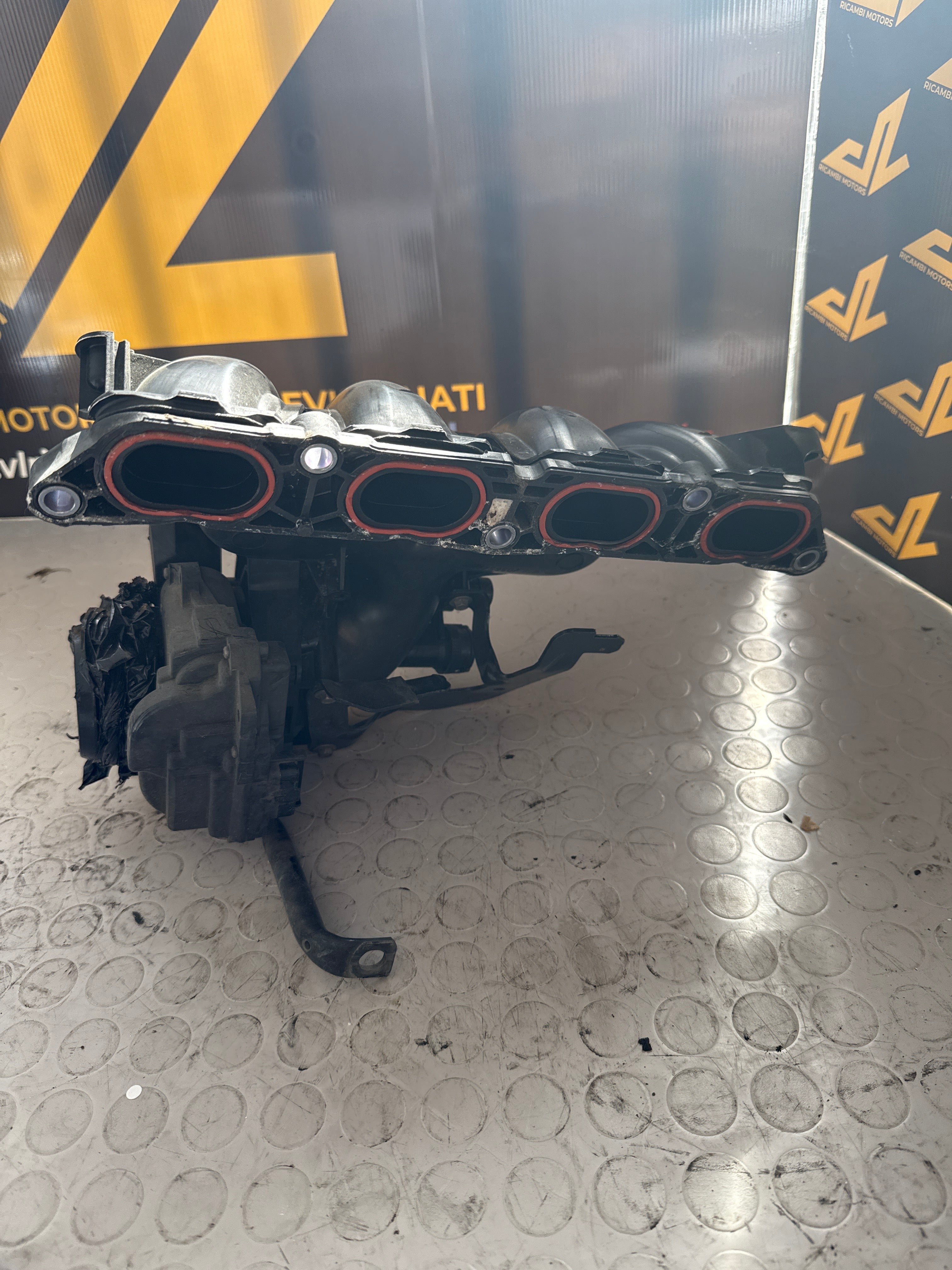 Collettore di aspirazione  bmw 1.6 benzina n13b16a turbo