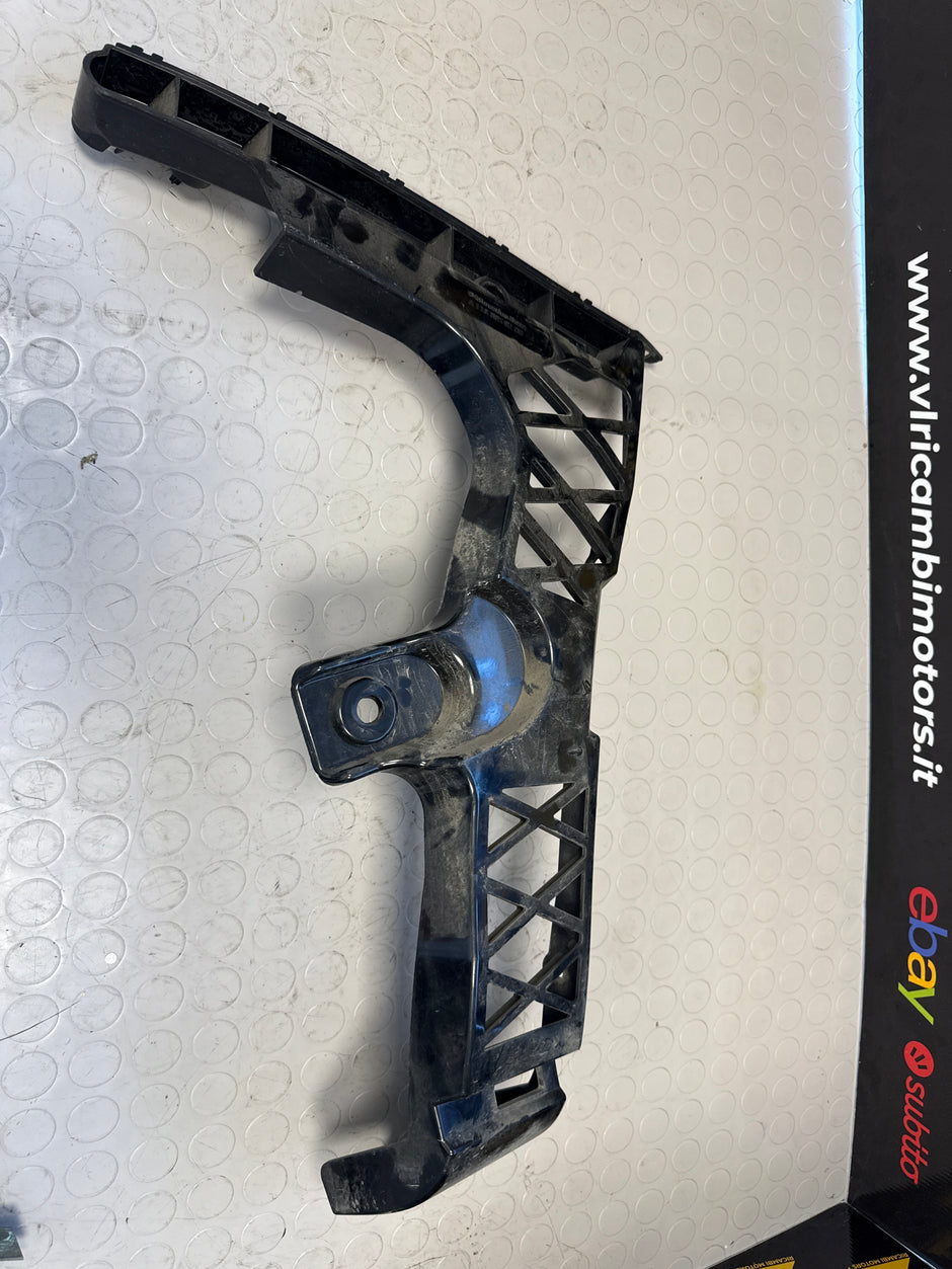 Clip per paraurti Mercedes-Benz CLA C118 A1188850200 P18757865