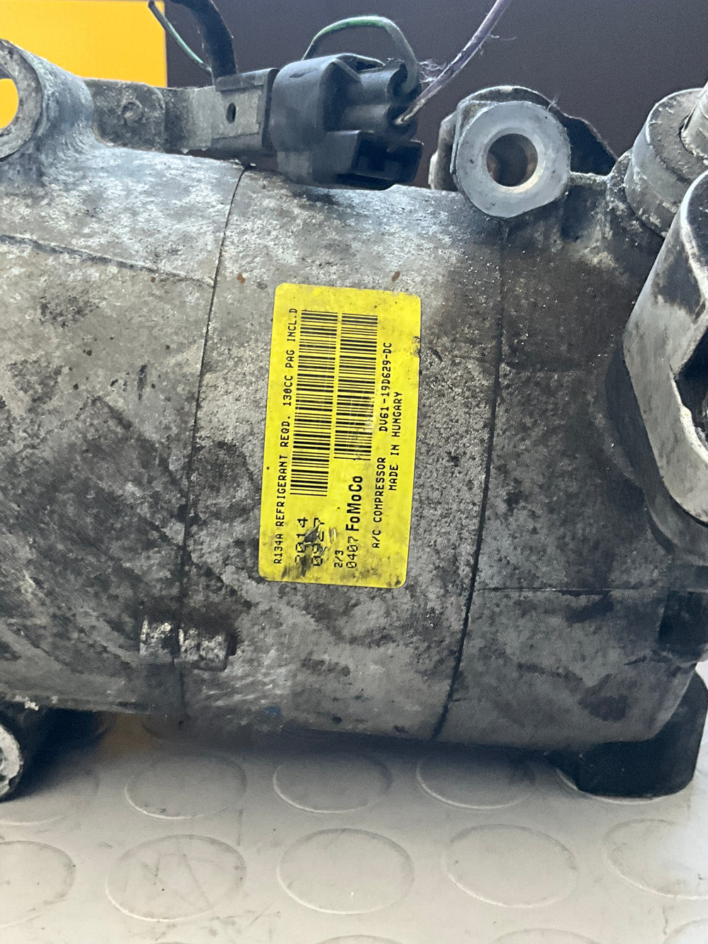 Compresseur de climatisation Ford Kuga 2.0 DV61-19D629-DC