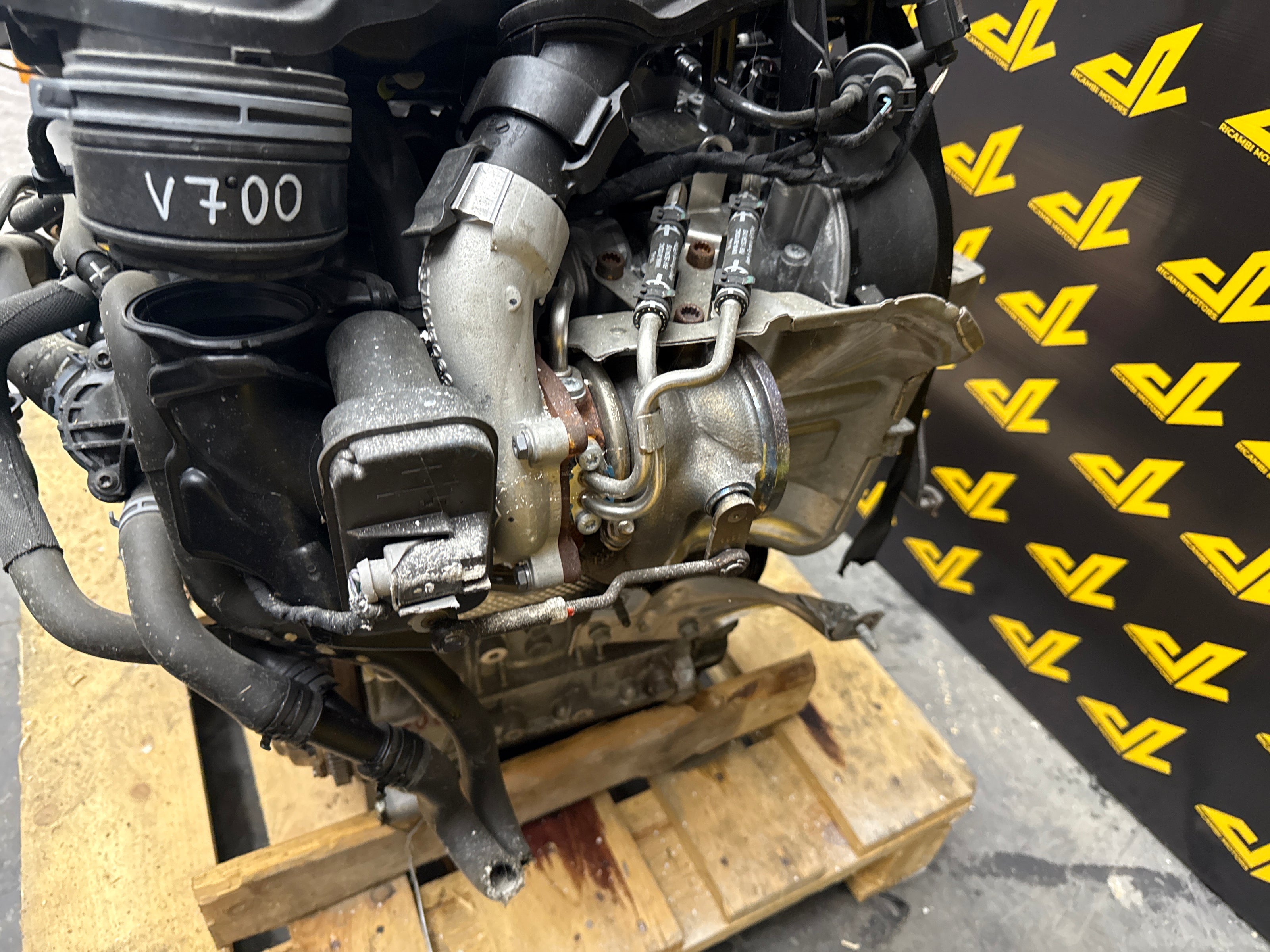 Motore Completo Audi A1 sigla CHZ Turbo