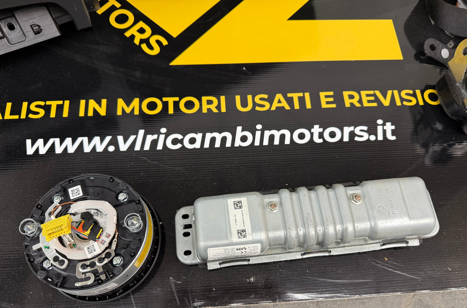 Musata completa di kit airbag mercedes CLA amg 35 2022 benzina