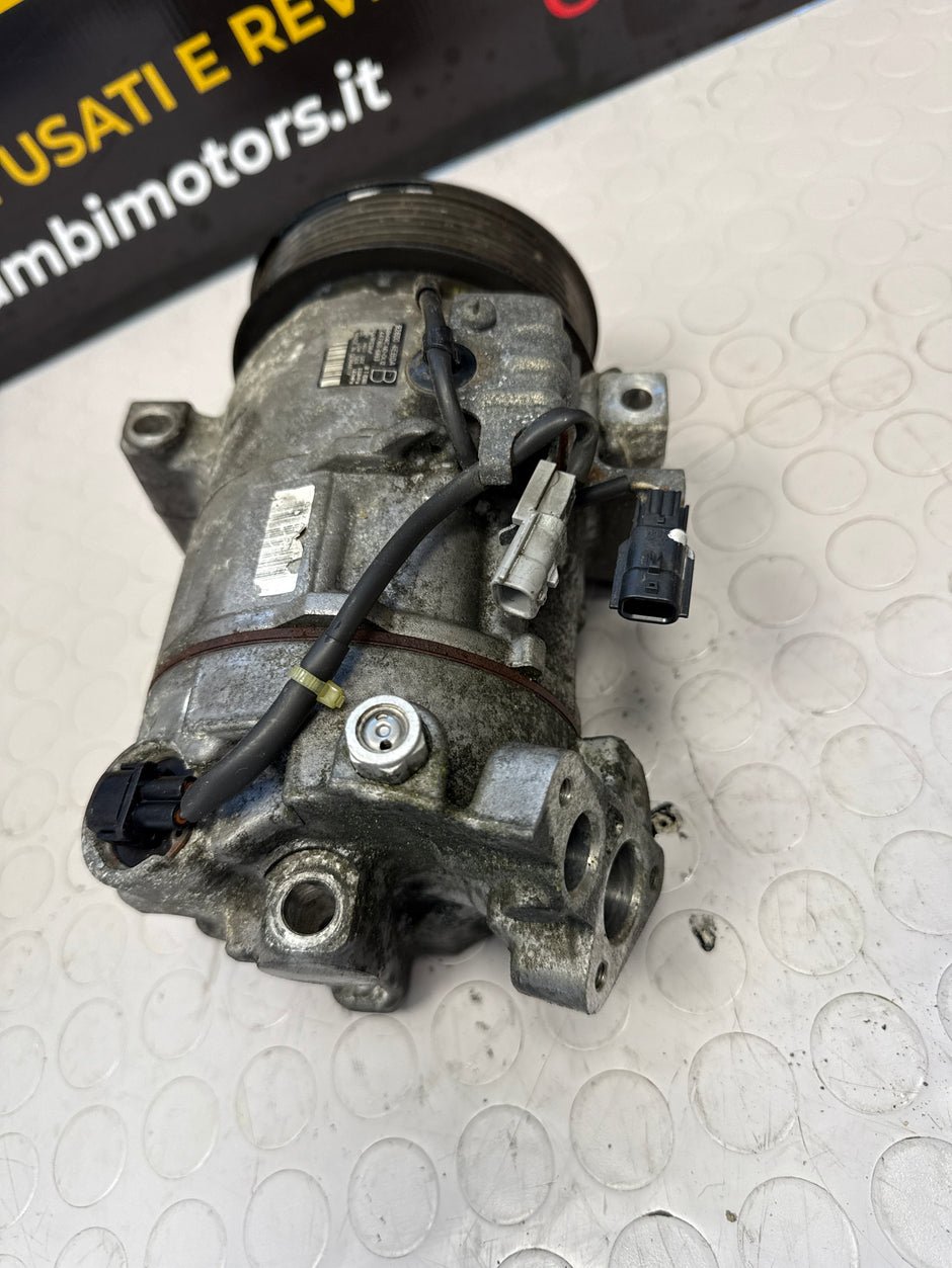 Compresseur de climatisation Qashqai Koleos 926004EB0A