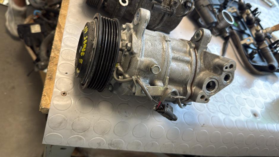 Compressore clima Bmw x1 sigla B47C20B anno 2021