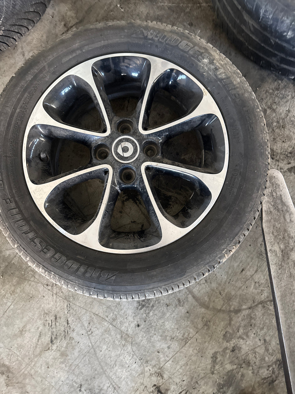 Gomma e cerchio smart 453 2019 185/60R15